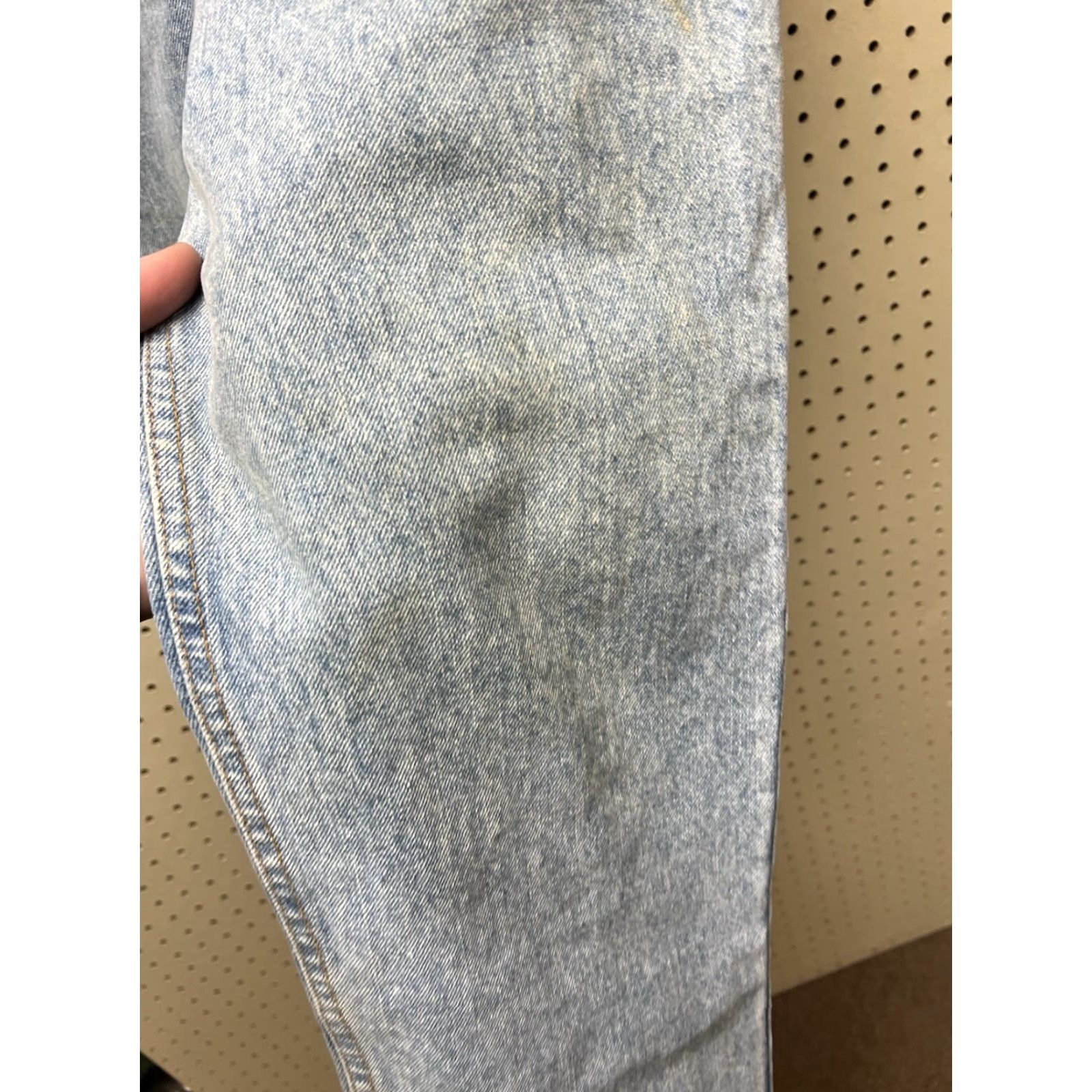 Levi's VINTAGE Levi's Jeans 550 Mens 30x30 Blue Light Relaxed Fit Denim USA Made Size US 30 / EU 46 - 5 Thumbnail