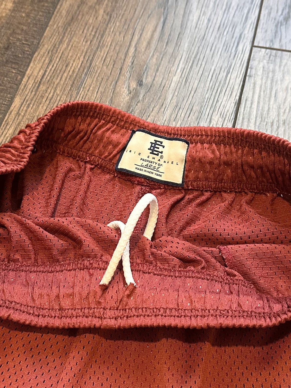 Eric Emanuel Eric Emanuel Basic Short Red Cinnabar Maroon Size Large Size US 34 / EU 50 - 4 Thumbnail