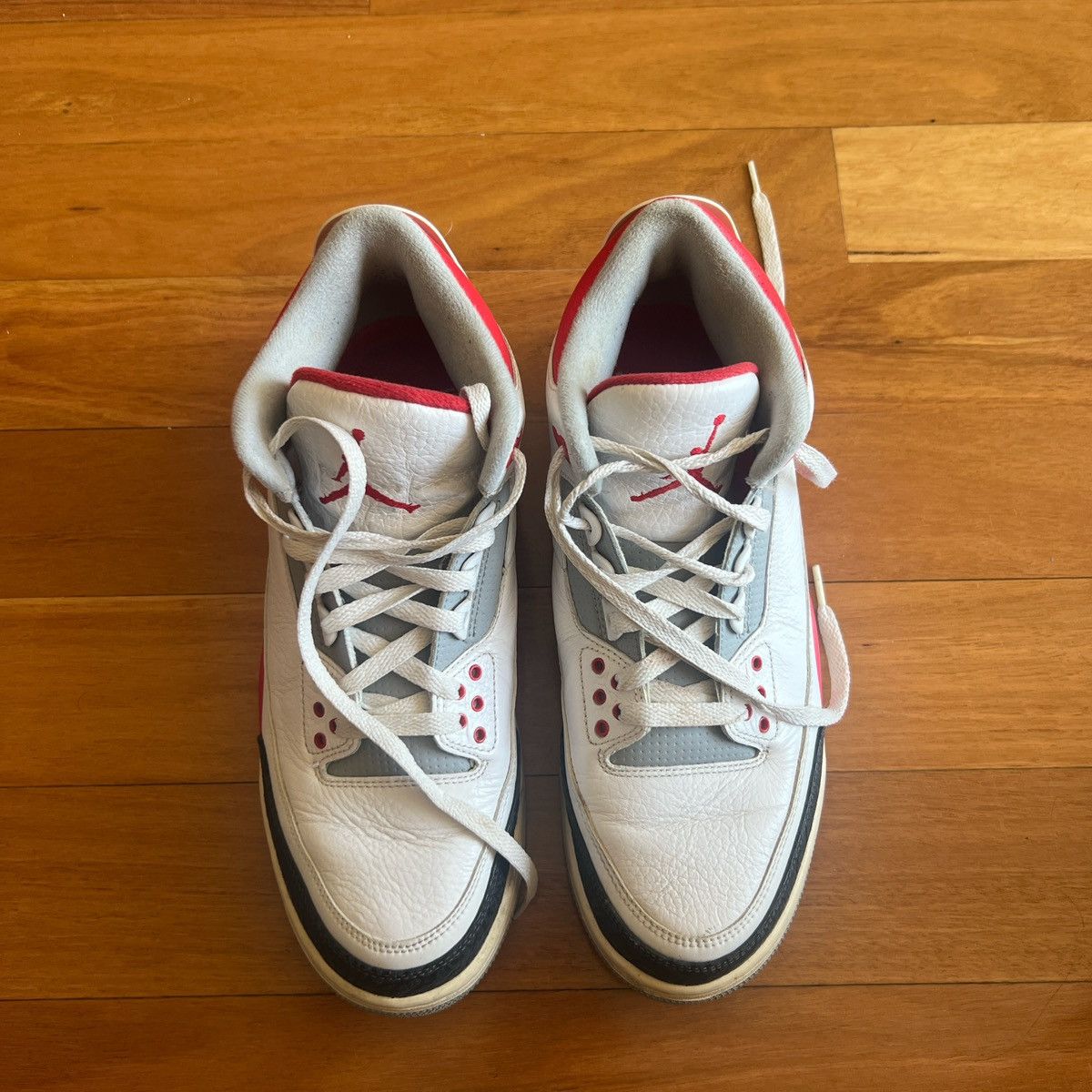 Jordan Brand Air Jordan 3 Retro “fire red” Size US 10 / EU 43 - 1 Thumbnail