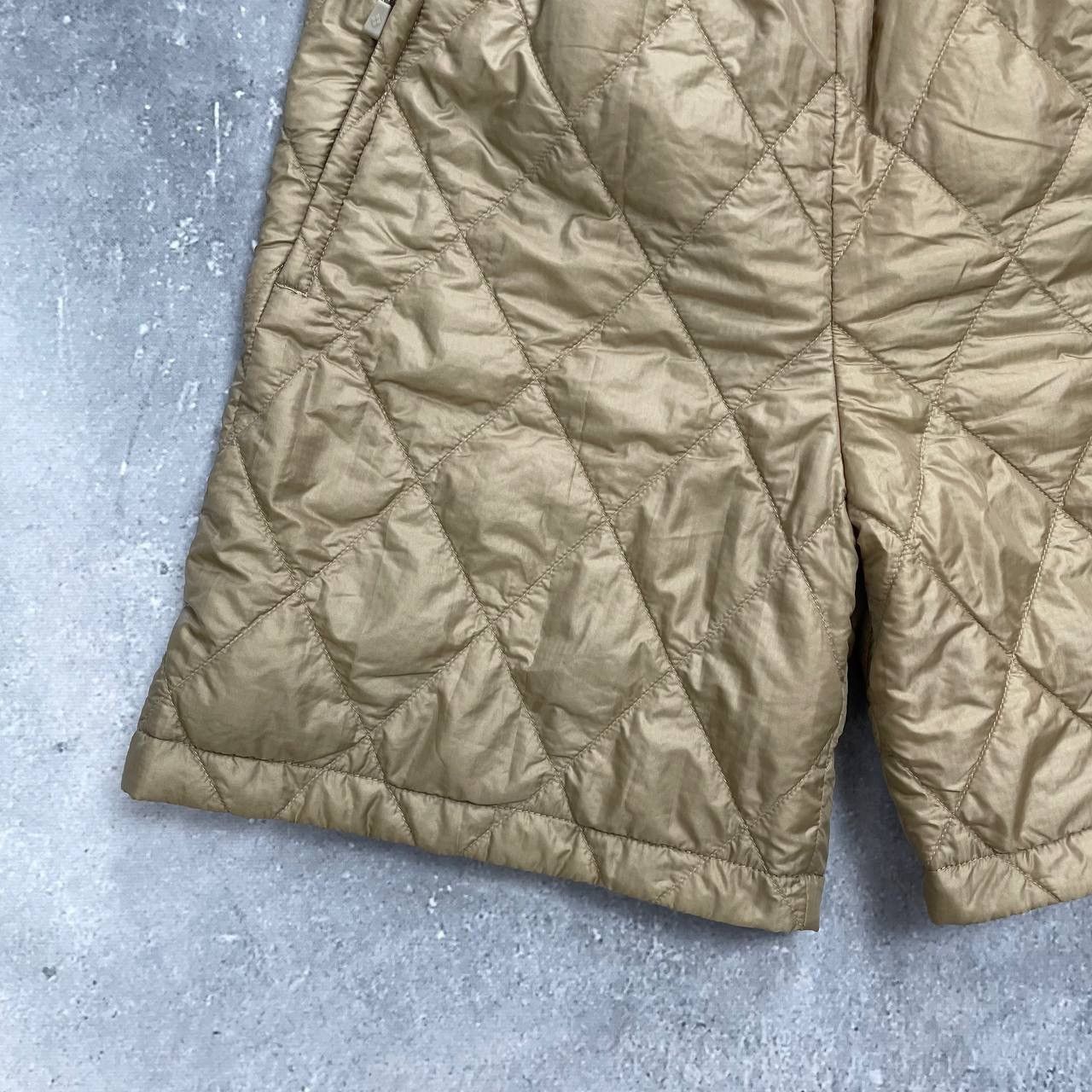 Japanese Brand × Montbell Montbell Reversible Thermawrap Shorts Women's Red/ Gold Size 26" / US 2 / IT 38 - 6 Thumbnail