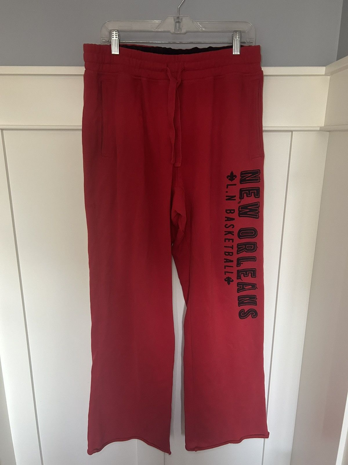 Vintage Vintage New Orleans basketball baggy sweatpants Size US 36 / EU 52 - 1 Thumbnail