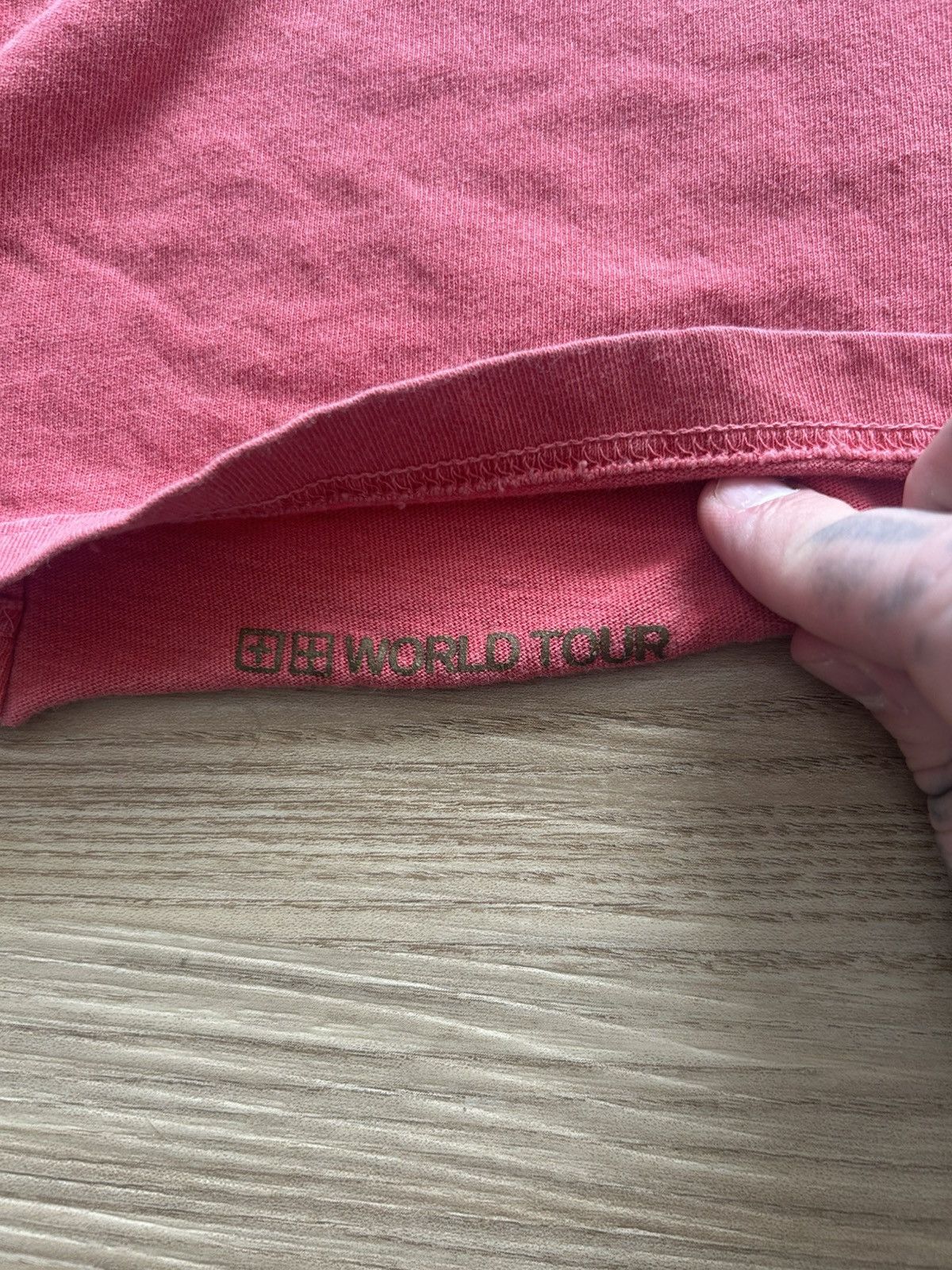 Ksubi Ksubi world tour Metal tee size Medium Red Size US M / EU 48-50 / 2 - 3 Thumbnail
