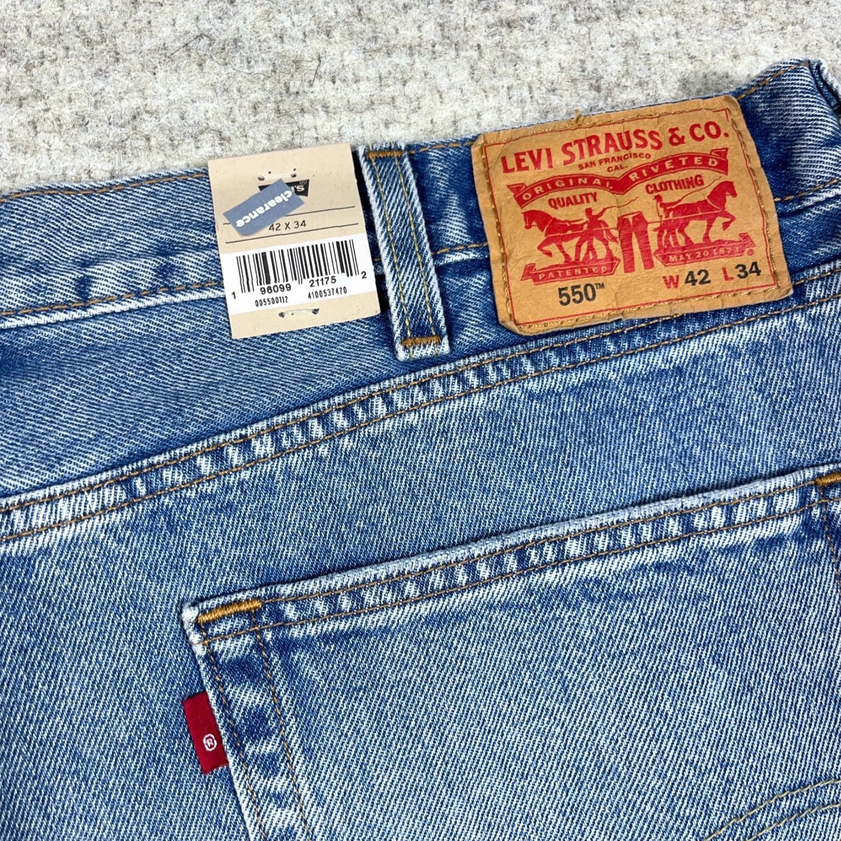 Levi's Levi's 550 Jeans Men 42x34 Relaxed Fit Blue Denim 5-Pocket Distressed Medium Wash Cotton Size US 42 / EU 58 - 5 Thumbnail
