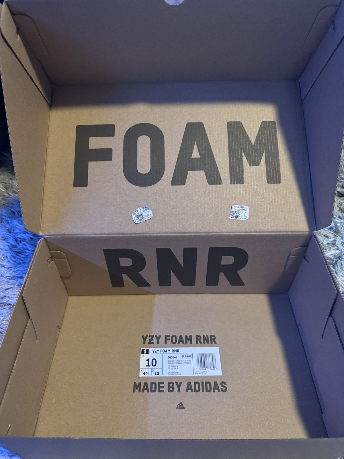 Yeezy Yeezy foam runner carbon Size US 10 / EU 43 - 8 Thumbnail