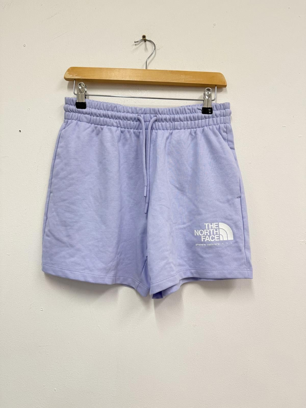 The North Face The North Face Women's Light Purple Shorts M/M Size 32" / US 10 / IT 46 - 1 Thumbnail