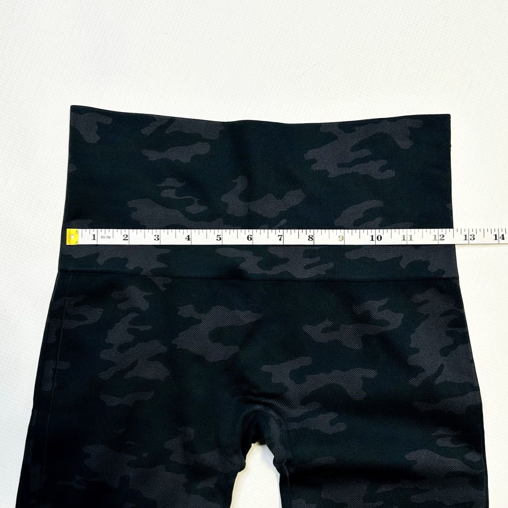 Spanx Spanx Seamless Leggings Women's Size M Black Grey Camo Ankle 25in Inseam Slim Stretch Regular Yoga Activewear Casual Size 32" / US 10 / IT 46 - 6 Thumbnail