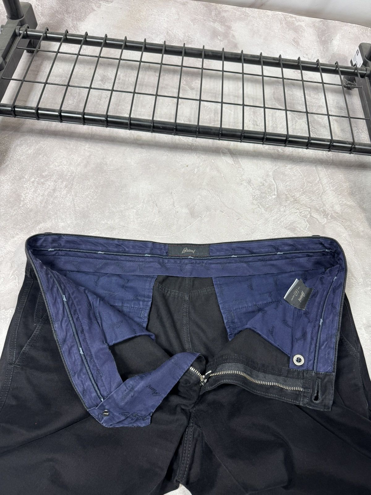Brioni Vintage Brioni Men's Black Denim Pants Size US 41 - 7 Thumbnail