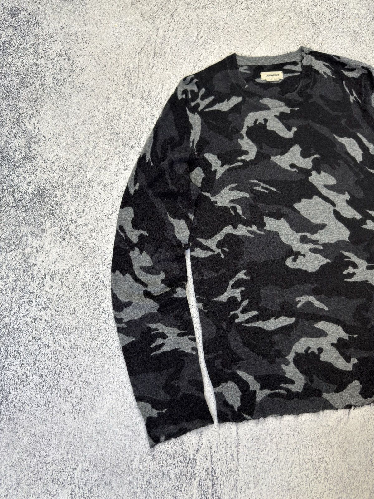 Zadig & Voltaire ZADIG & VOLTAIRE GREY CAMOUFLAGE CASHMERE CREWNECK JUMPER Size US M / EU 48-50 / 2 - 4 Thumbnail