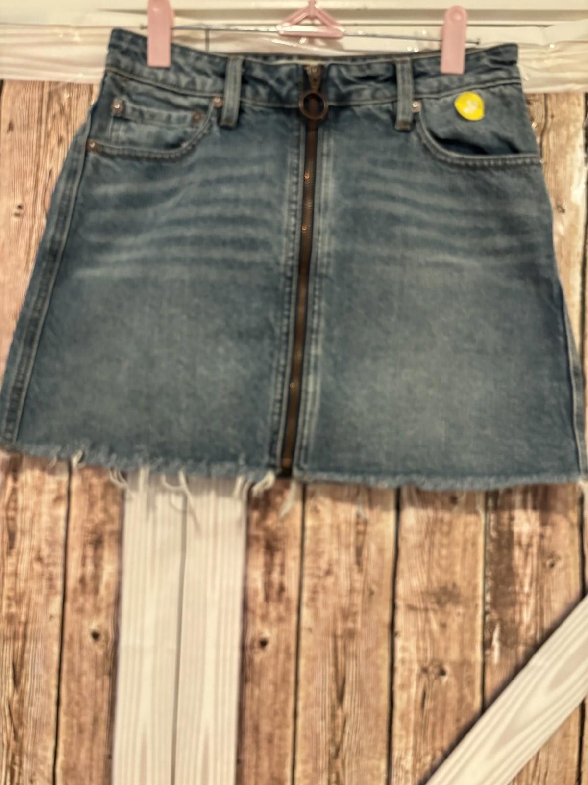 Designer Womens We the Free sz 25 jean mini skirt #321 Size 28" / US 6 / IT 42 - 1 Thumbnail