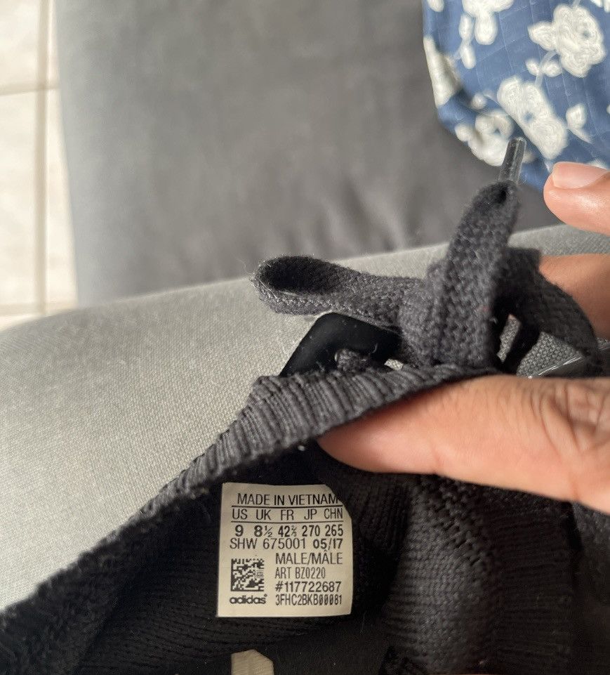 Adidas NMD_R1 Primeknit Japan Triple Black Size US 9 / EU 42 - 8 Thumbnail