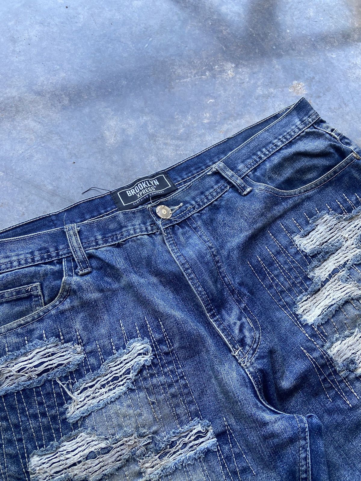 Brooklyn Xpress Crazy Vintage Baggy Y2K Affliction Distressed Blue Jeans USA Size US 40 / EU 56 - 2 Thumbnail