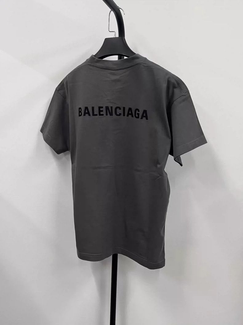 Balenciaga Balenciaga Letter Logo Embroidered Crew Neck T-Shirt Size US XS / EU 42 / 0 - 2 Thumbnail