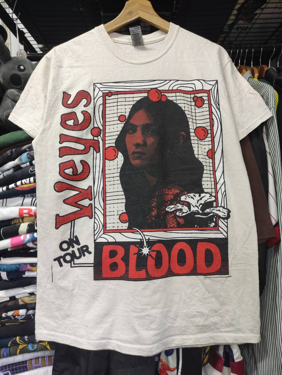 Band Tees Online Ceramics x Weyes Blood " A Lot Has Changed " Tour Size US M / EU 48-50 / 2 - 3 Thumbnail