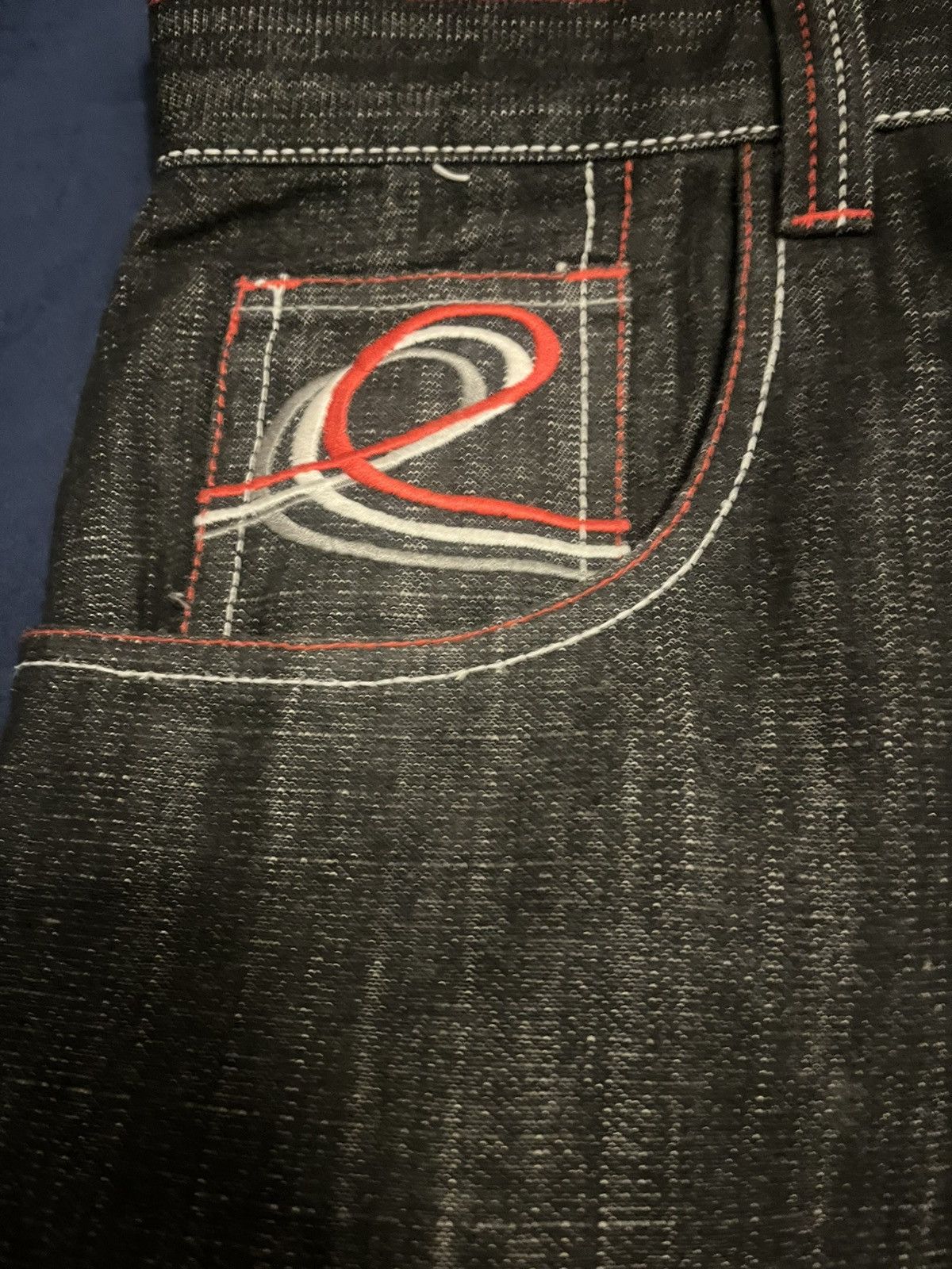 Vintage Evolution in design black and red embroidered denim Size US 34 / EU 50 - 2 Thumbnail
