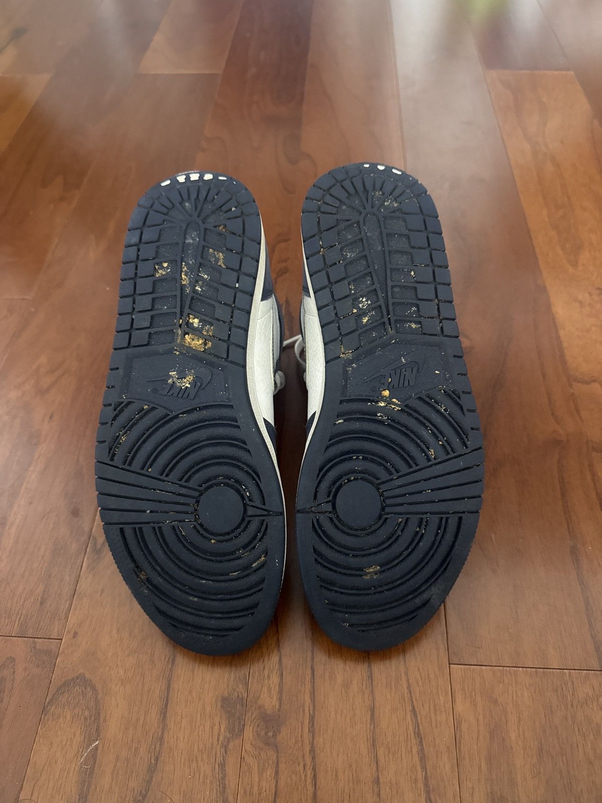 Jordan Brand Jordan 1 Retro High Midnight Navy (2020) Size US 9.5 / EU 42-43 - 5 Thumbnail