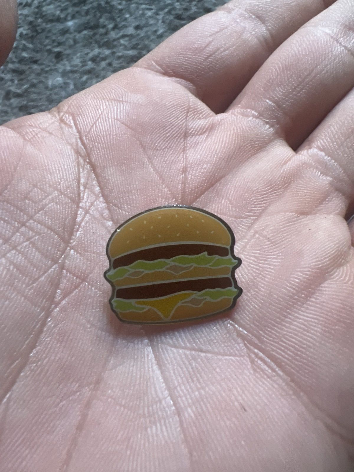 Hypebeast McDonald’s Big Mac Pin Size ONE SIZE - 1 Thumbnail