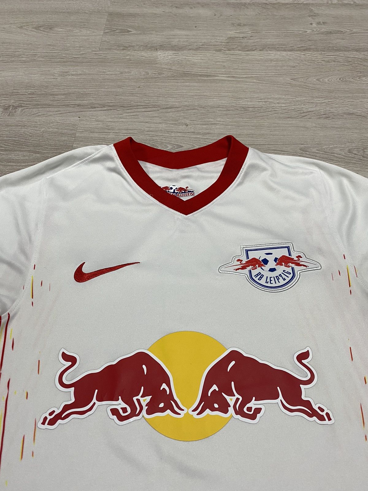 Nike RED BULL LEIPZIG 2020 2021 HOME FOOTBALL SOCCER JERSEY NIKE Size US S / EU 44-46 / 1 - 2 Thumbnail