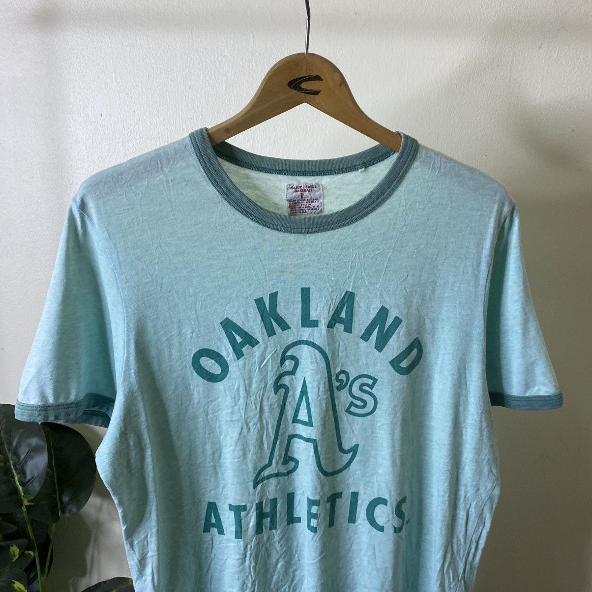 MLB Y2K Oakland Athletics x Uniqlo Collaboration T Shirt Size US L / EU 52-54 / 3 - 2 Thumbnail