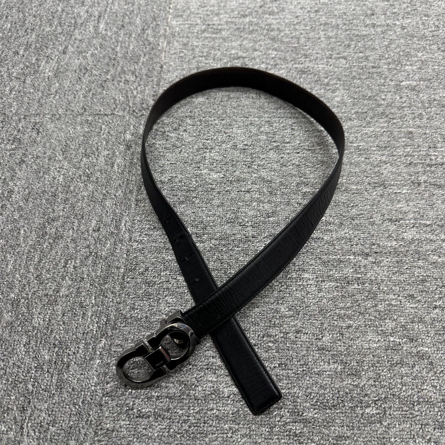 Salvatore Ferragamo SF Double G Buckle Belt 85cm 95 New Cracked Faded Size ONE SIZE - 1 Thumbnail