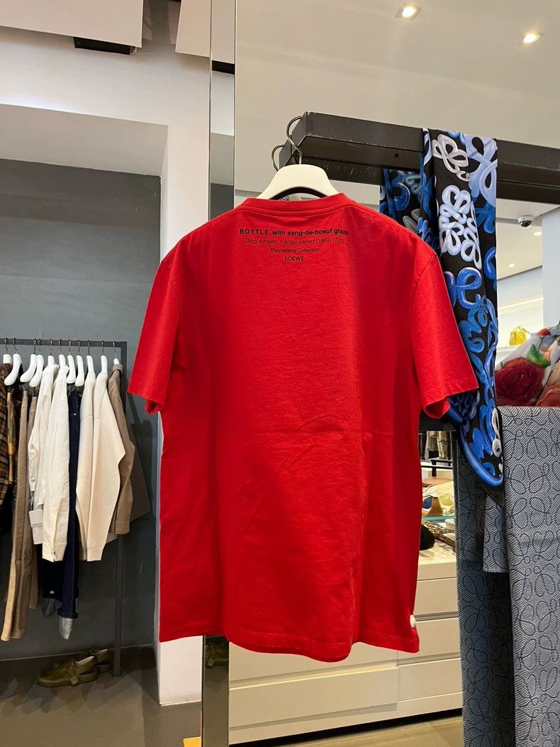 Loewe loewe red short sleeves 2504-Nextarrow Size US L / EU 52-54 / 3 - 9 Thumbnail