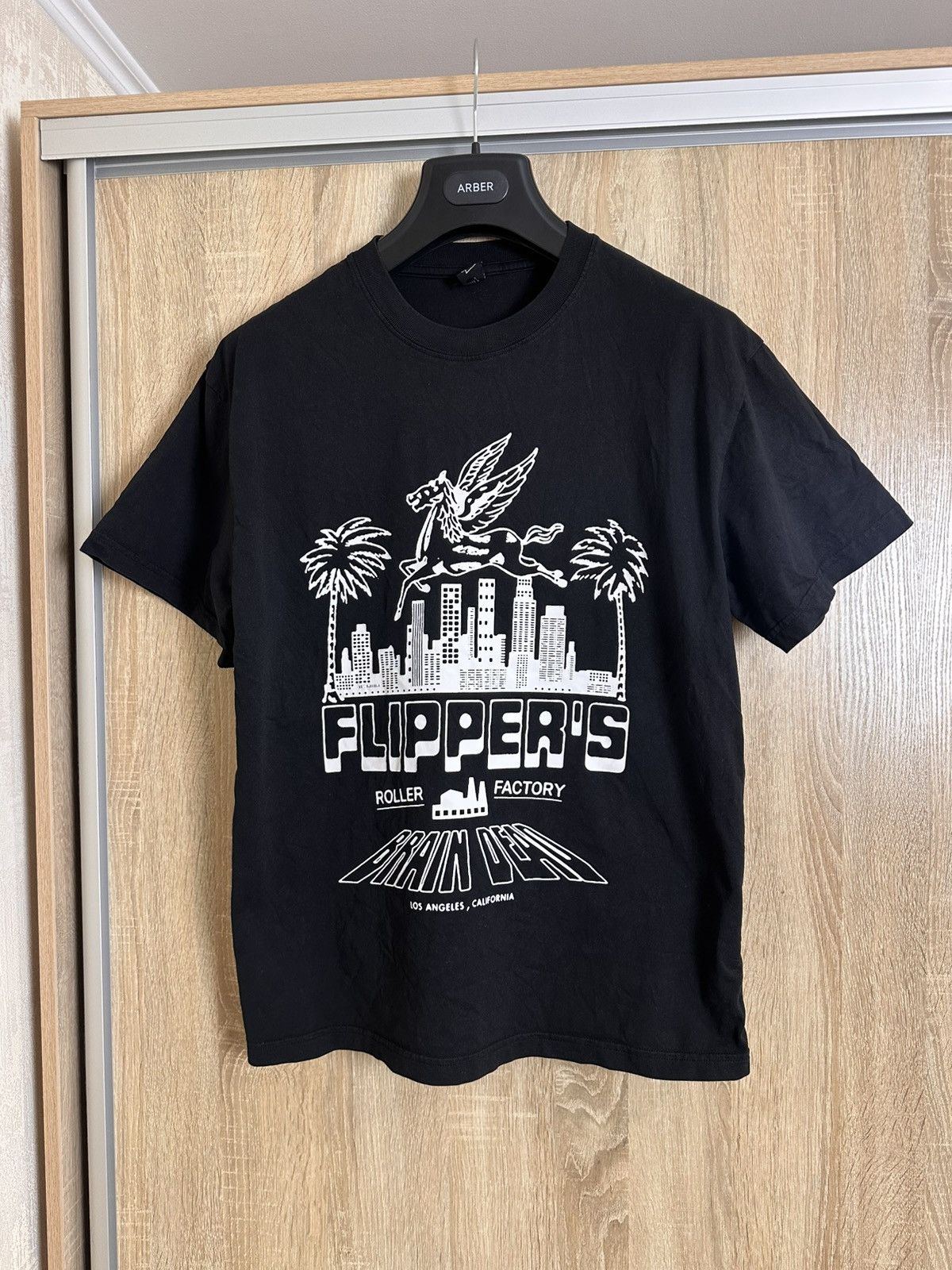 Brain Dead 🔥 Brain Dead x Flippers Roller Factory LA T Shirt USA Rare Size US M / EU 48-50 / 2 - 2 Thumbnail