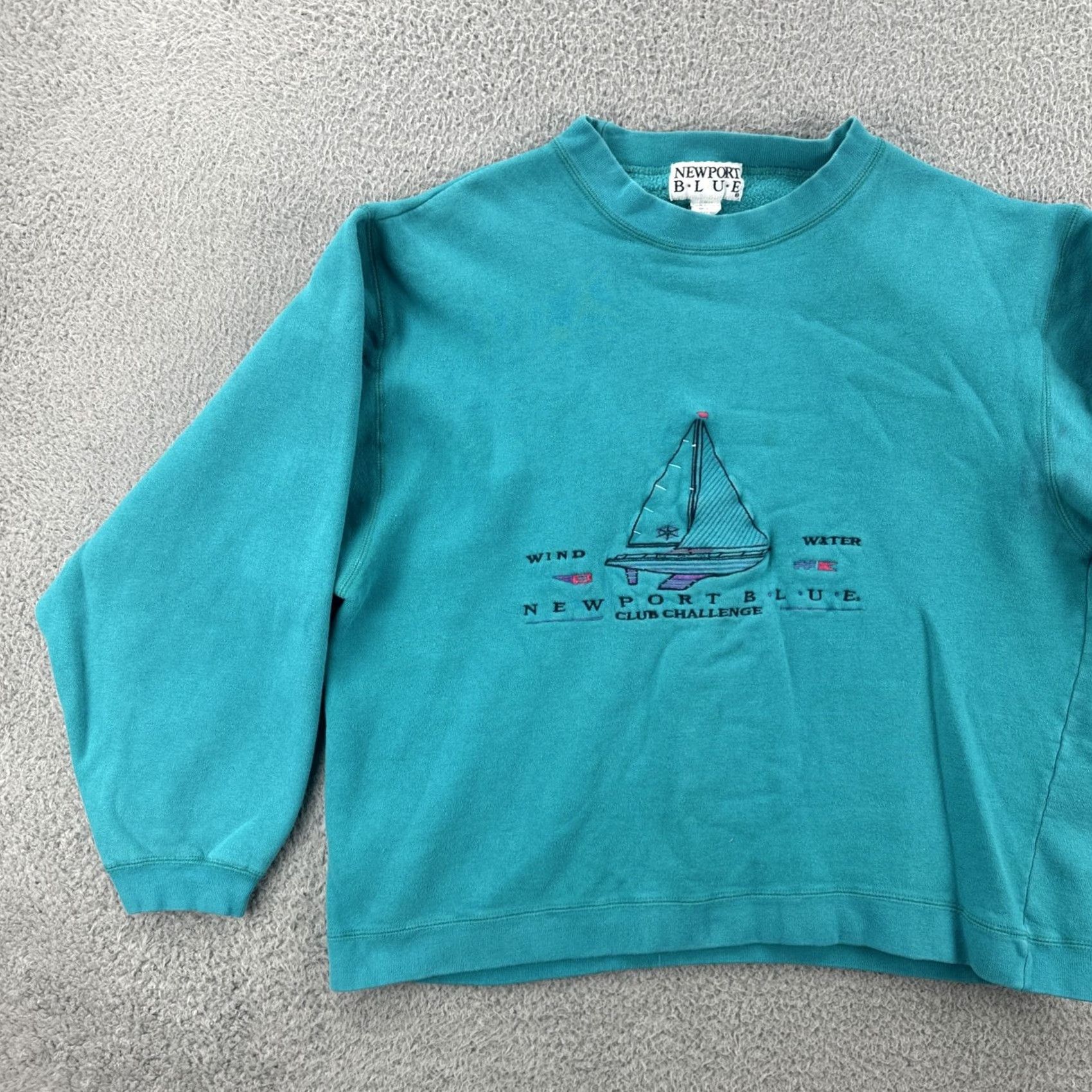 Vintage VINTAGE Newport Blue Turquoise Green 90s Boxy Crew Neck Embroidered Sweatshirt L Men Shirts Girls Size US L / EU 52-54 / 3 - 3 Thumbnail