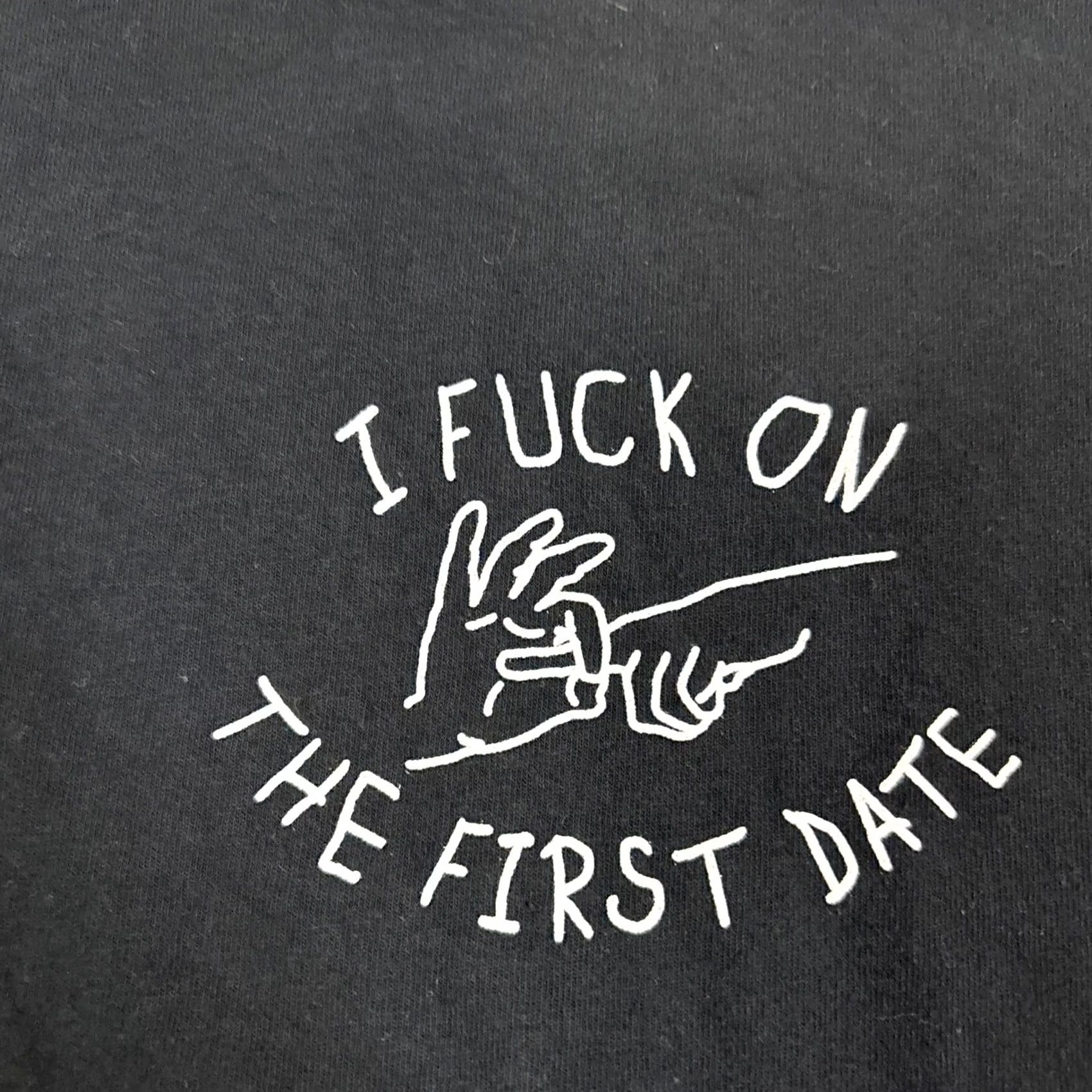 Vintage Linda Finegold T Shirt Men’s Large Black I F*** On The First Date Mens Large Black Linda Finegold Shirt Size US L / EU 52-54 / 3 - 2 Thumbnail