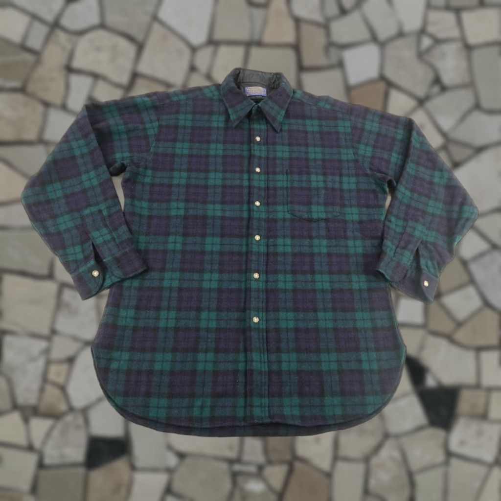Pendleton VINTAGE Pendleton Lodge Shirt Men Large Flannel Wool Plaid Black Watch Tartan 90s Outdoor Size US L / EU 52-54 / 3 - 1 Thumbnail