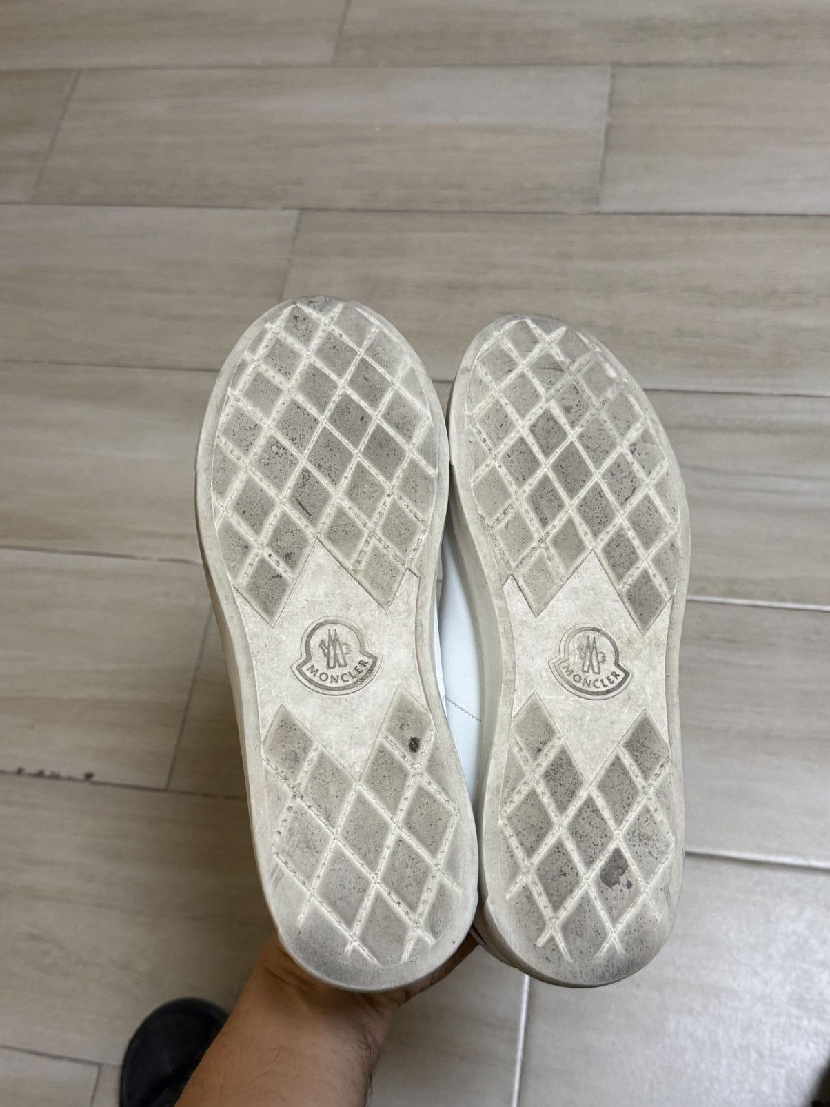 Moncler Moncler Low Top Leather Sneakers White Size 41 Size US 9 / EU 42 - 5 Thumbnail