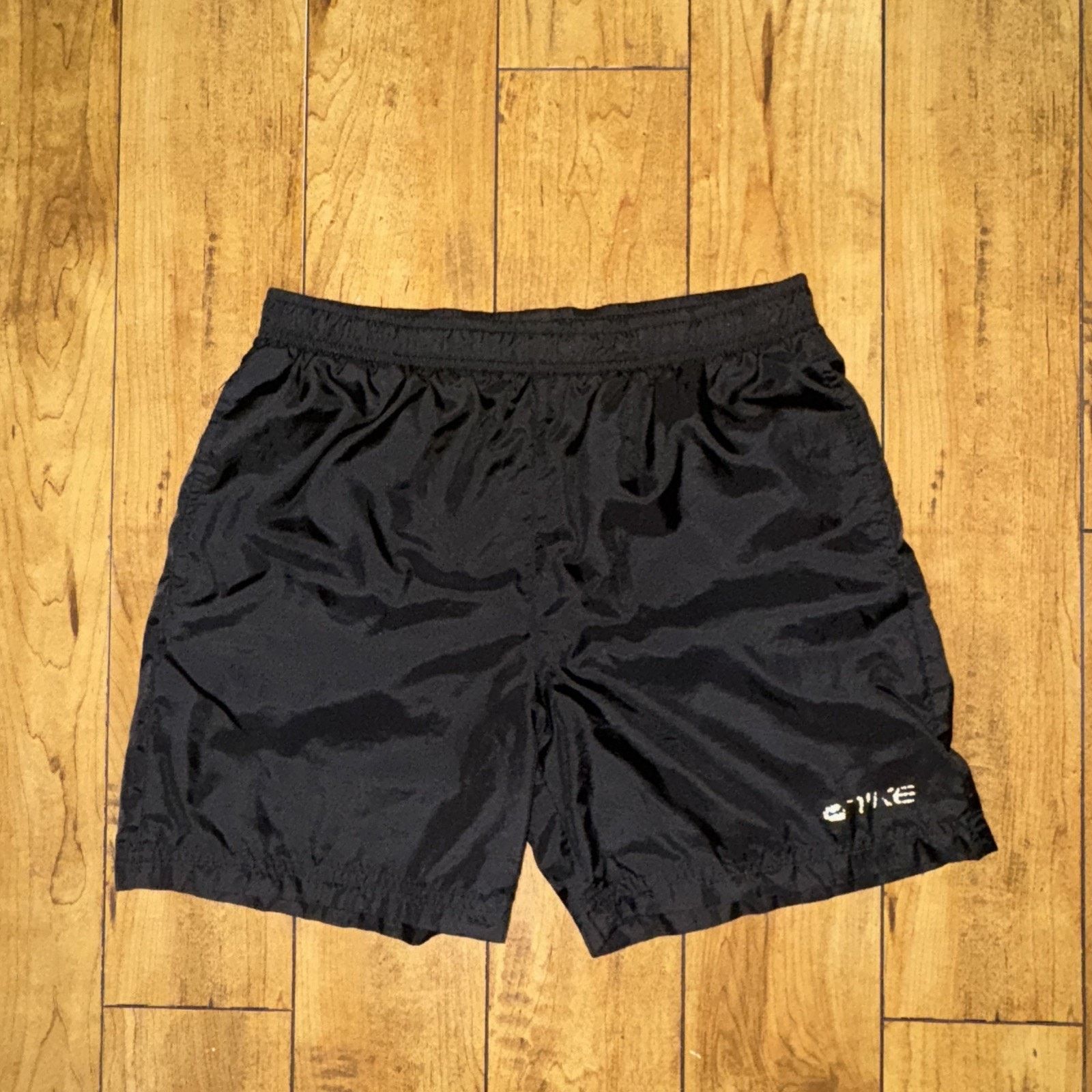Nike × Vintage Nike Nylon Shorts Black L 34 In Stretch 6 In Rise W Pockets Size US 34 / EU 50 - 1 Thumbnail