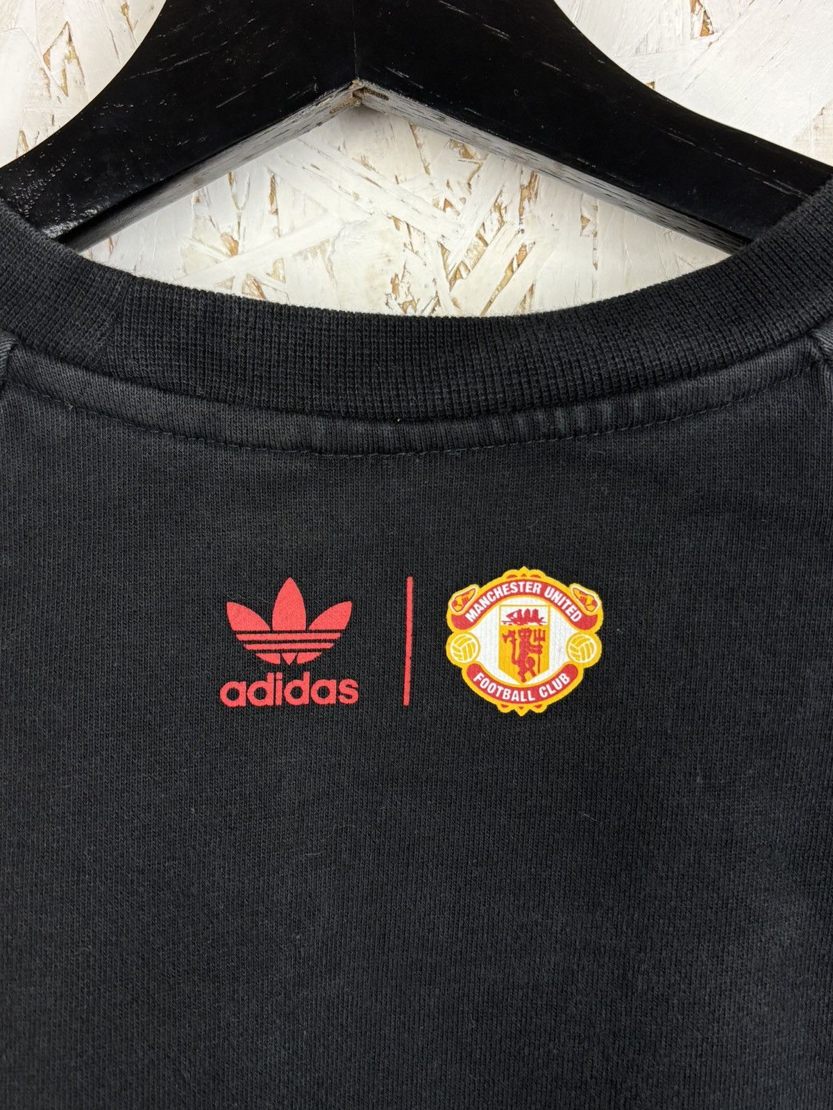 Adidas Adidas Originals Manchester United Retro Cartoon Sweatshirt Size US M / EU 48-50 / 2 - 6 Thumbnail