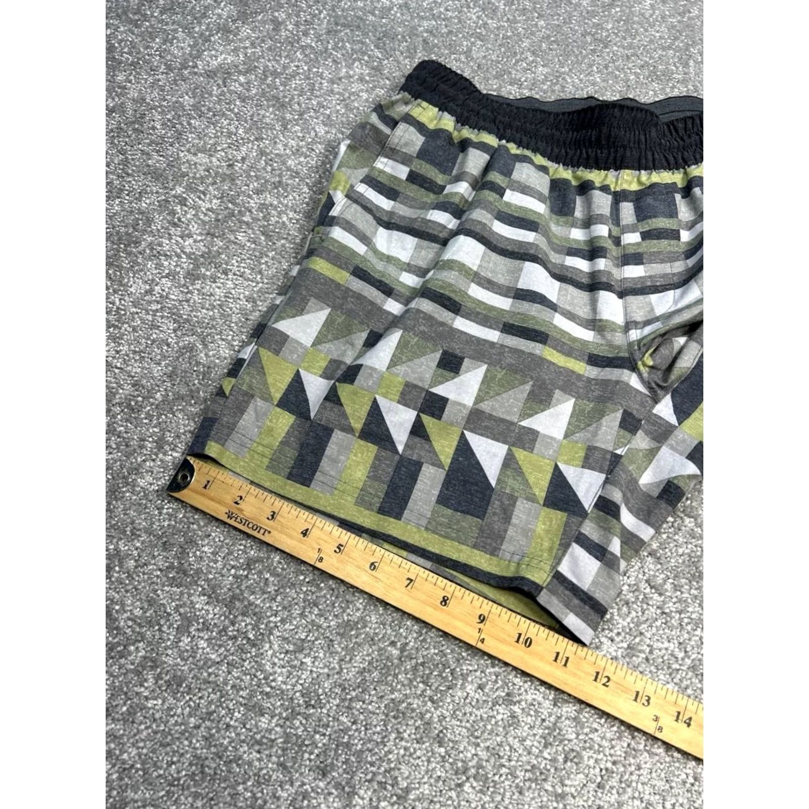 Prana prAna Breathe Shorts Multicolor Geometric Print Stretch Mid Rise Drawstring Women Medium Size 32" / US 10 / IT 46 - 3 Thumbnail