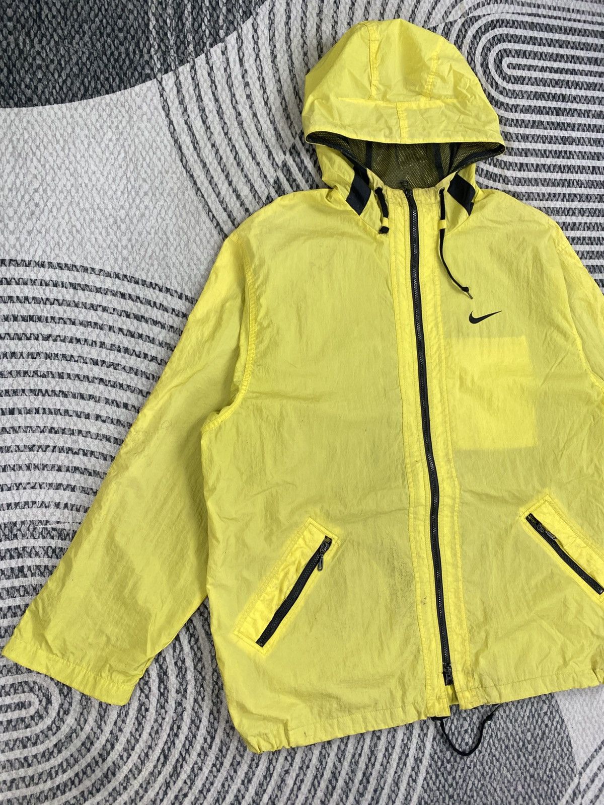 Nike Vintage 90’S Nike Yellow Fleece Lined Hooded Windbreaker Size US L / EU 52-54 / 3 - 3 Thumbnail