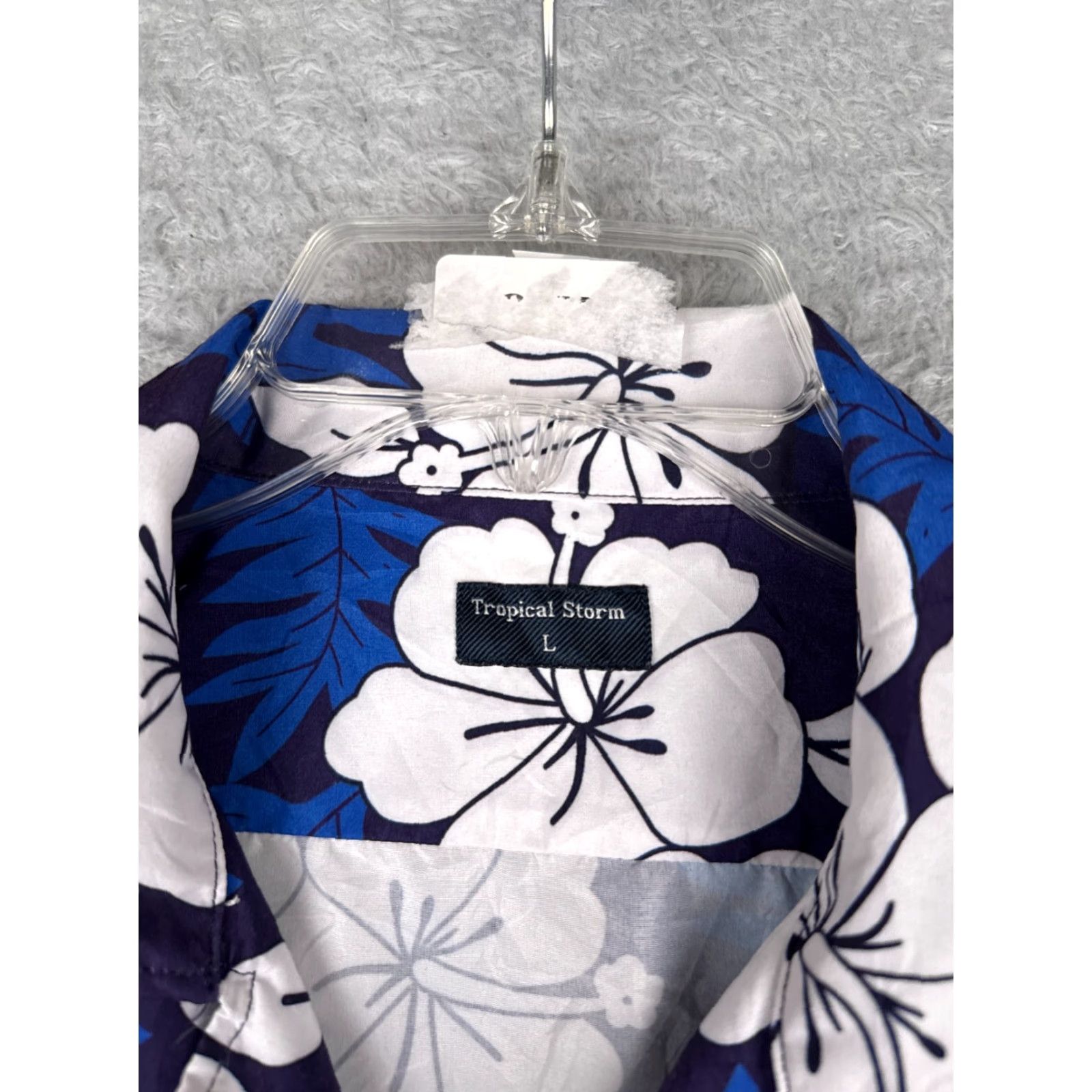 Vintage Alohawear Hawaii Shirt Adult Large Blue White Floral 100% Polyester Button Up Men's Size US L / EU 52-54 / 3 - 7 Thumbnail
