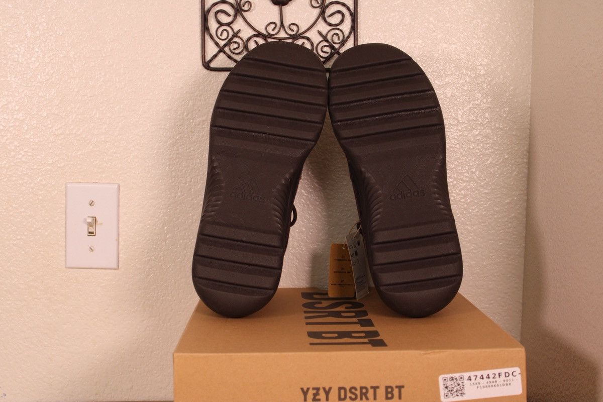 Yeezy Yeezy desert boot oil size 13 Size US 13 / EU 46 - 8 Thumbnail