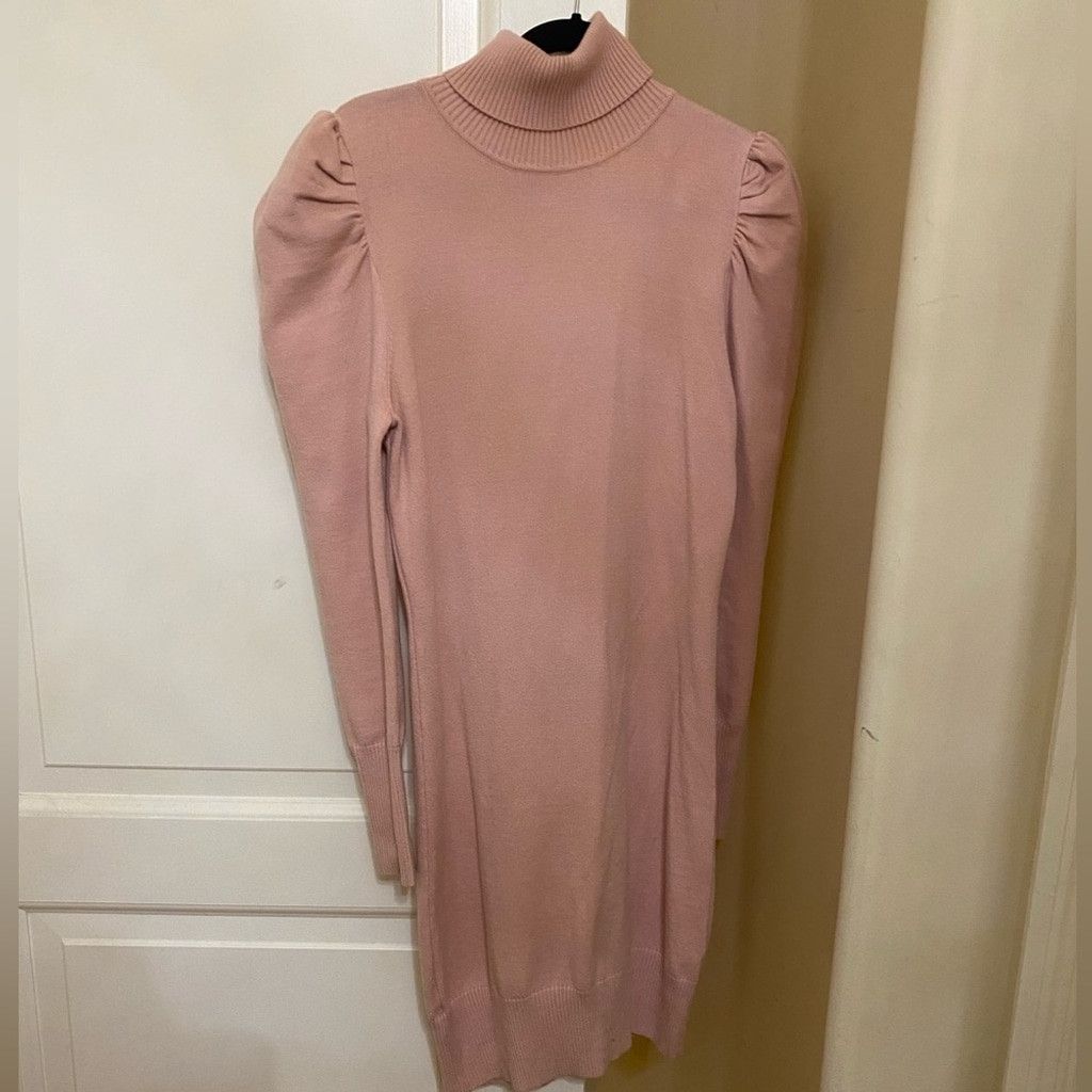 Sonja by Sonja Morgan Puff Sleeve Sweater Dress
