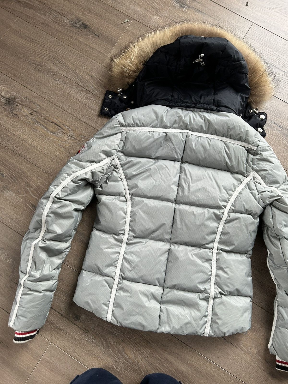 Bogner Bogner ski silver jacket S-M hoodie Size M / US 6-8 / IT 42-44 - 7 Thumbnail