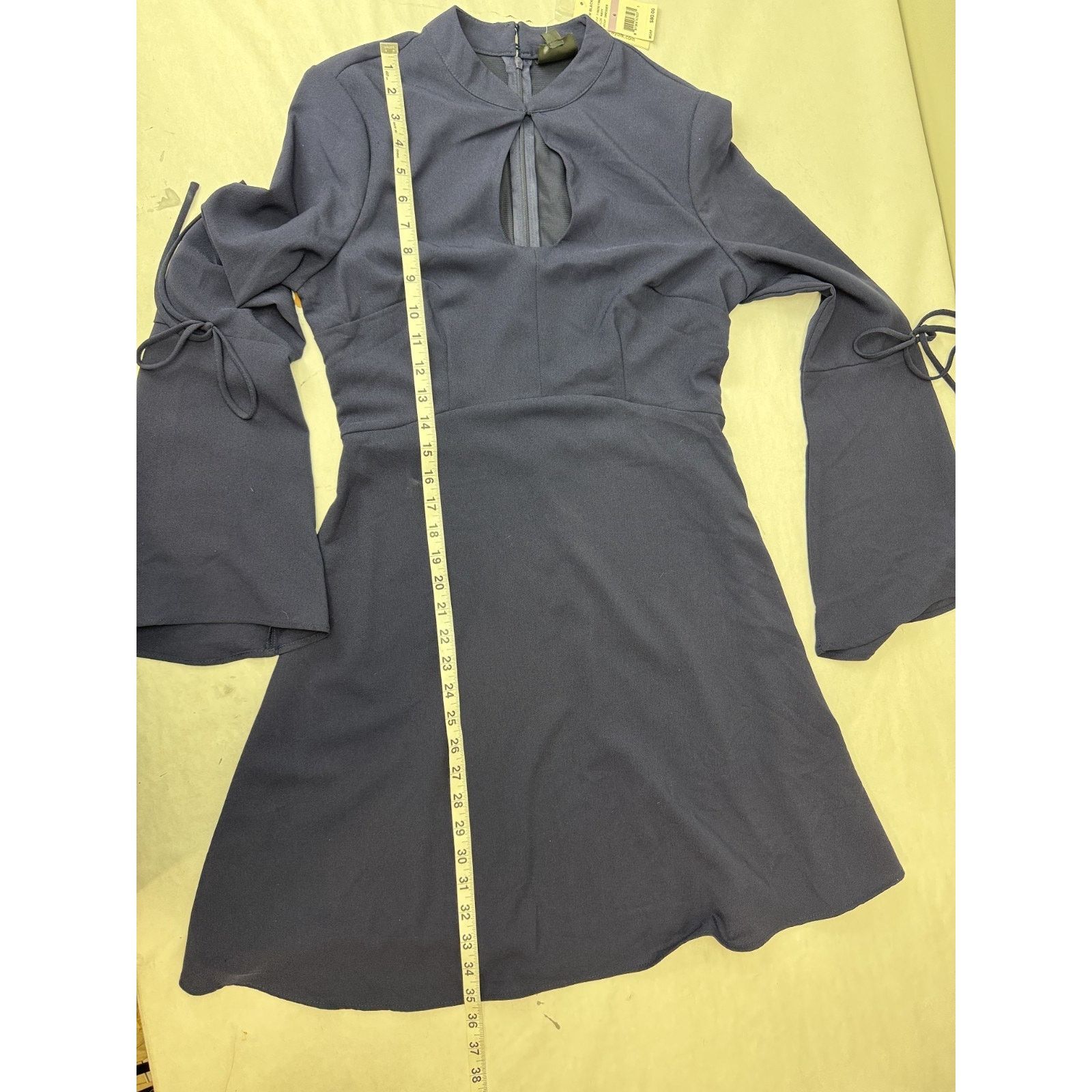 Other Whimsigoth eci New York dress bell sleeves Career Keyhole 6 Size M / US 6-8 / IT 42-44 - 6 Thumbnail