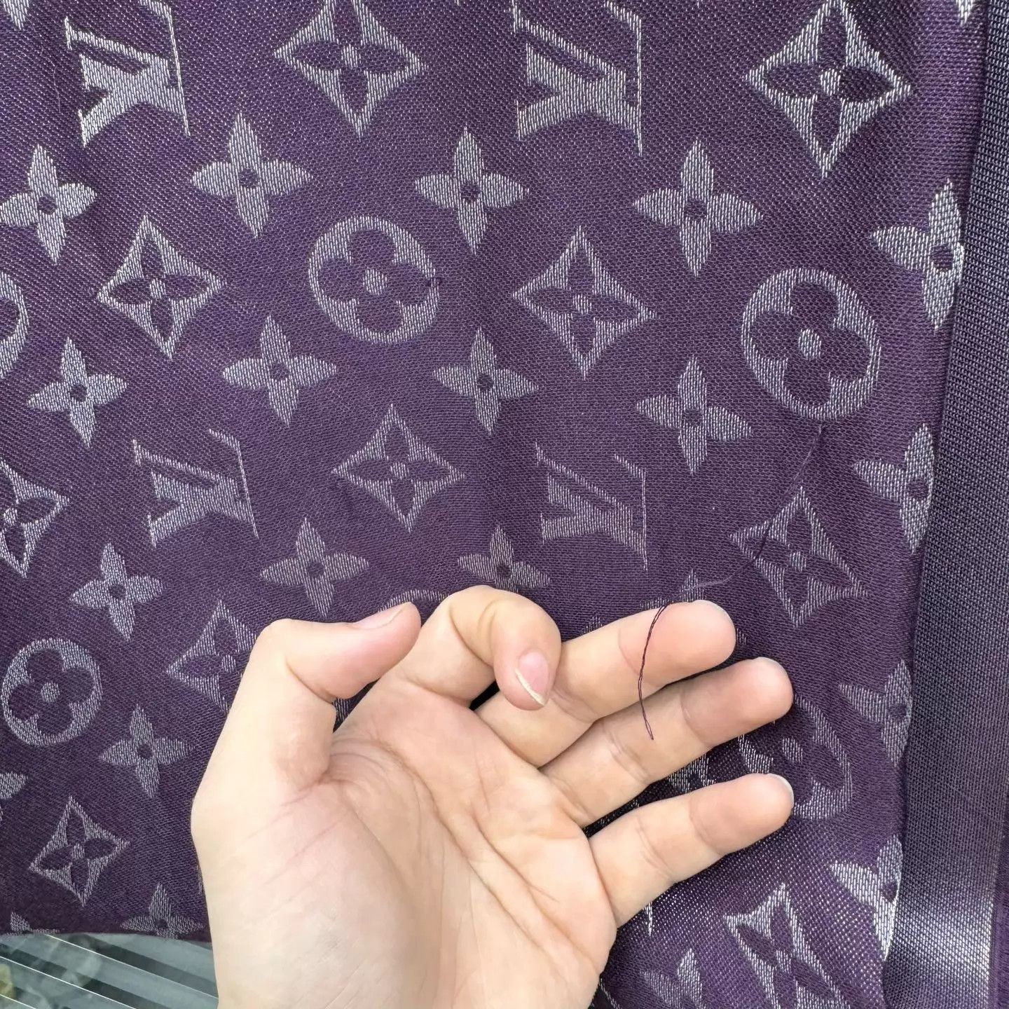 Louis Vuitton LV Black & Purple Silk Scarf/Shawl Size ONE SIZE - 2 Thumbnail