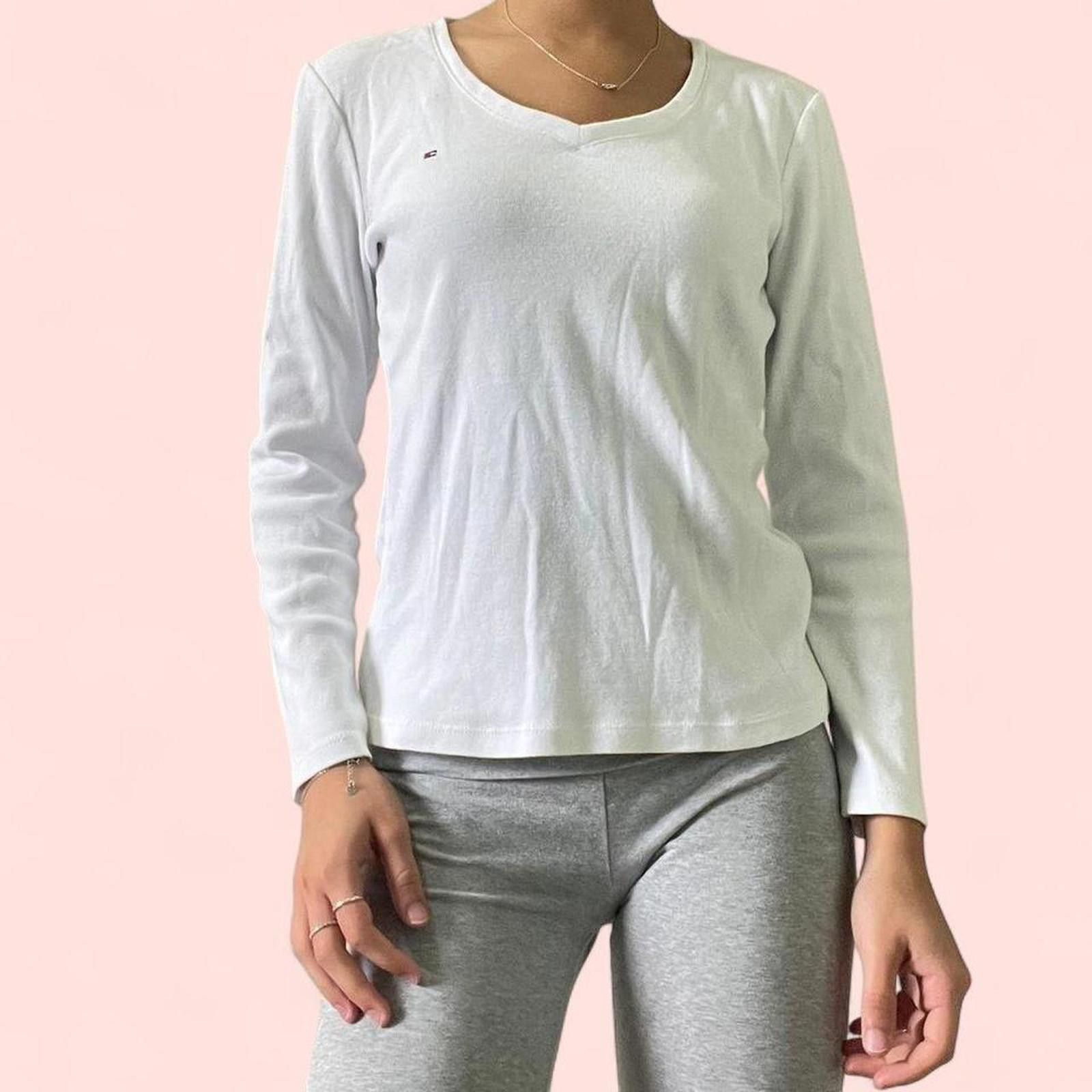 Tommy Hilfiger White Tommy Hilfiger long sleeve top v neck top Size S / US 4 / IT 40 - 4 Thumbnail