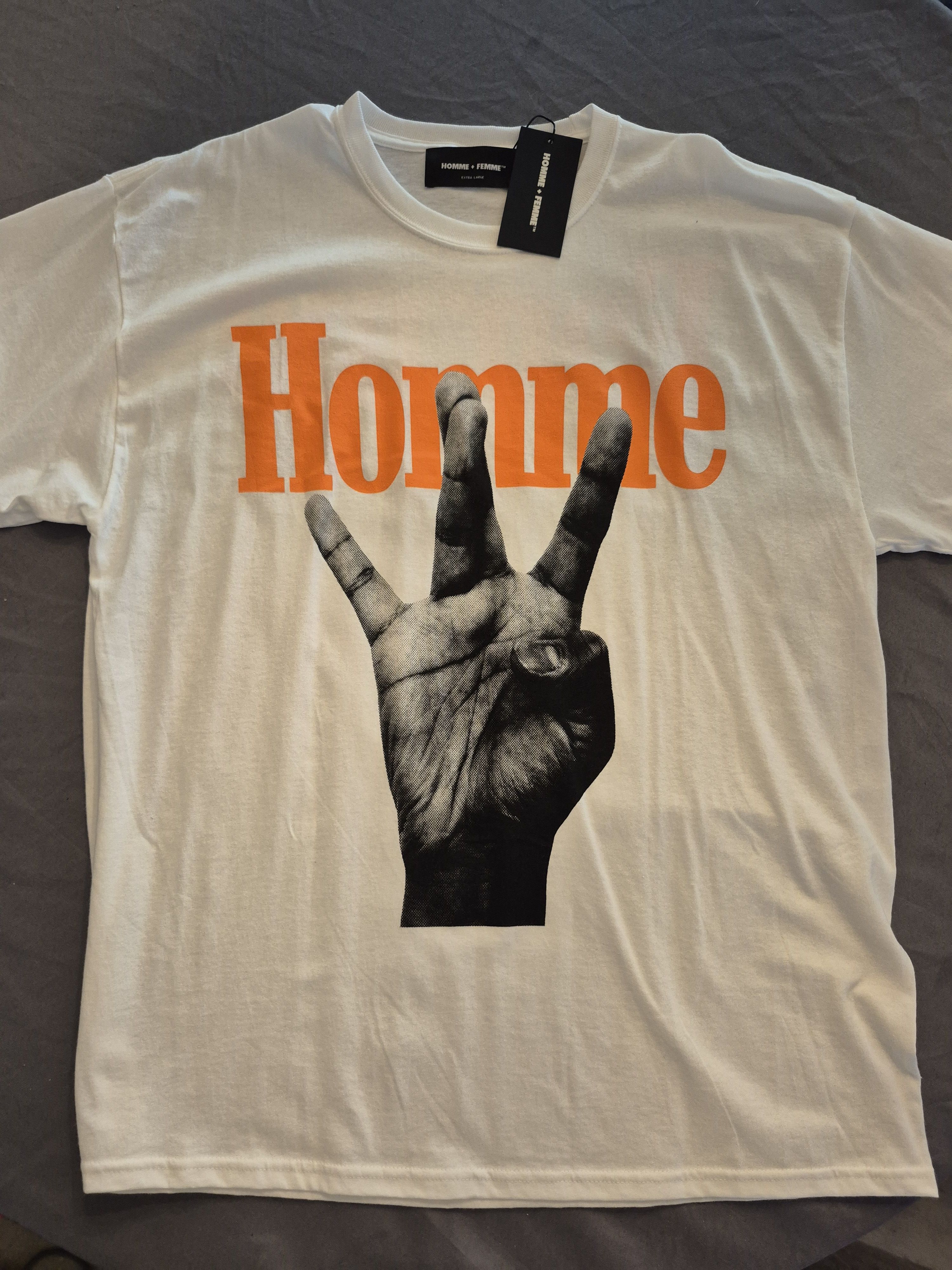 Homme + Femme La Homme Femme Twisted Fingers Tee Shirt Size XL BNWT Size US XL / EU 56 / 4 - 1 Thumbnail