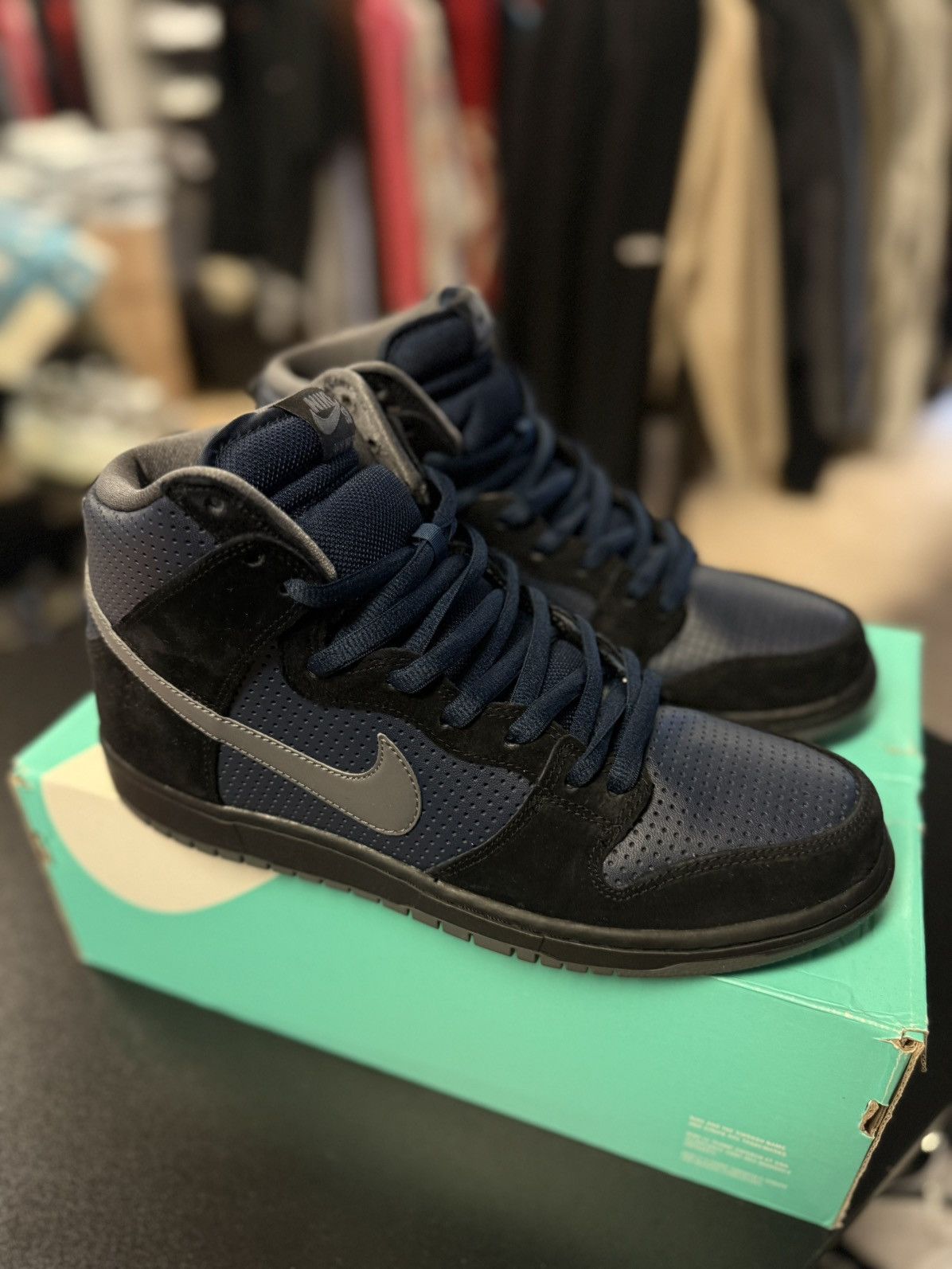 Nike Nike SB Dunk High Gino Ianucci 2.0 2017 SIZE 11 w/ Box 🔥 Size US 11 / EU 44 - 7 Thumbnail