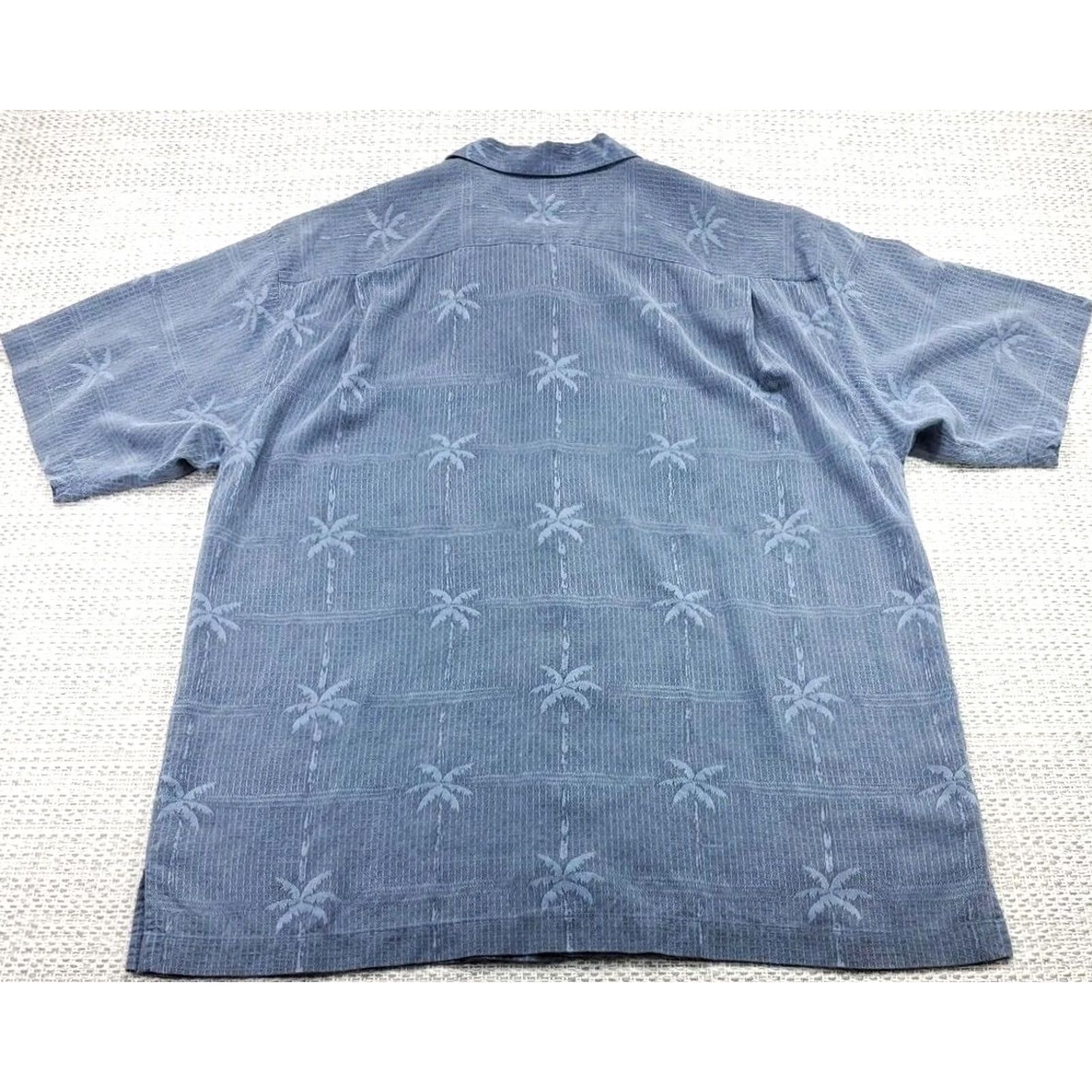 Tommy Bahama Tommy Bahama Button Up Shirt Mens L Silk Hawaiian Floral Palms Tropical Aloha Casual Button-Up Short Sleeve Beach 90s? Size US L / EU 52-54 / 3 - 7 Thumbnail