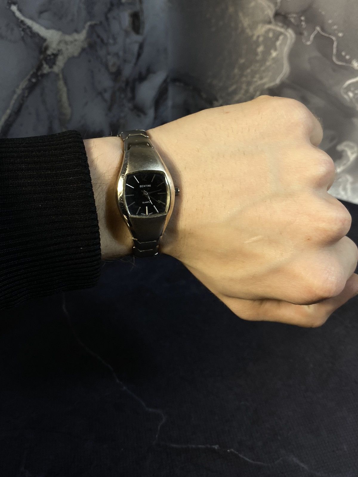 Jewelry x Vintage Sleek Bentini Quartz Black Dial Watch , Men's