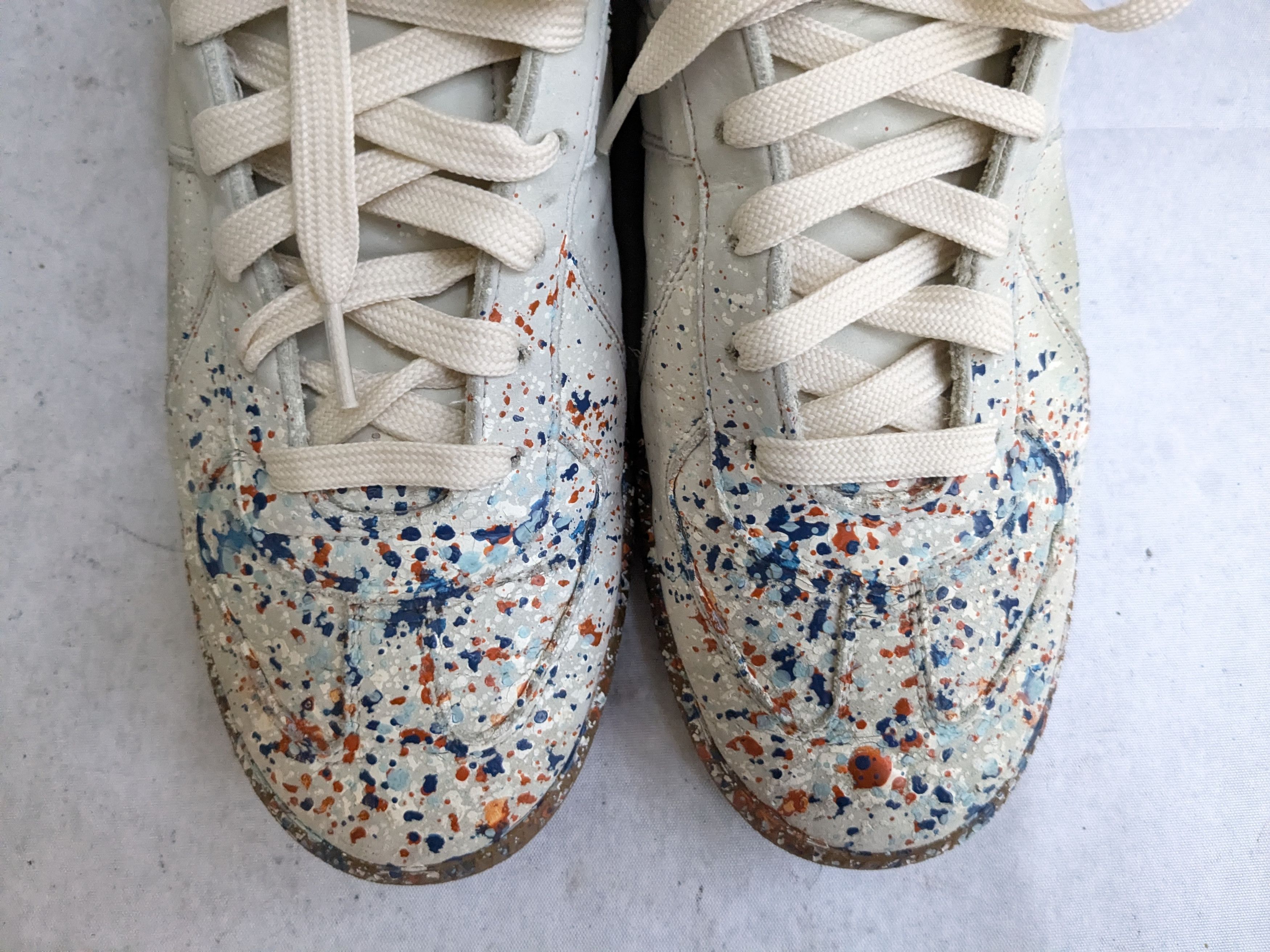 Maison Margiela Maison Margiela Replica GAT Paint Splatter 9 42 Low Tops Gum Size US 9 / EU 42 - 4 Thumbnail