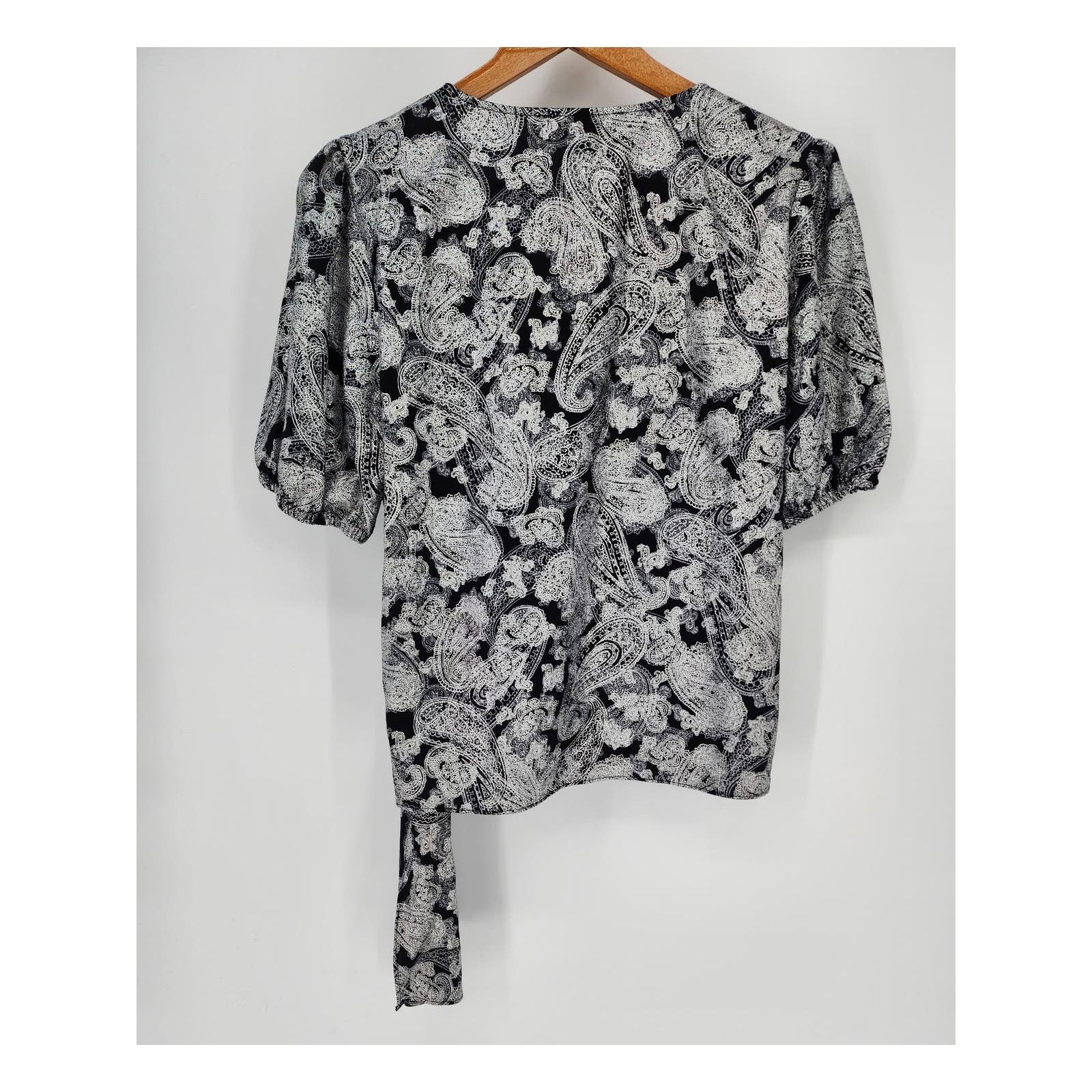 Michael Kors Michael Michael Kors Black & Silver Faux Wrap Blouse Size M Size M / US 6-8 / IT 42-44 - 2 Thumbnail