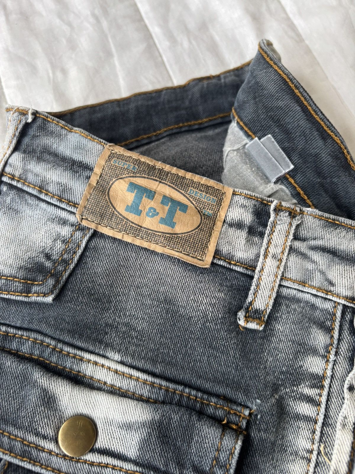 Tornado Mart 💥FLARE💥T&T FLARED JEANS BOOTCUT TWO TONE DENIM Size US 28 / EU 44 - 12 Thumbnail