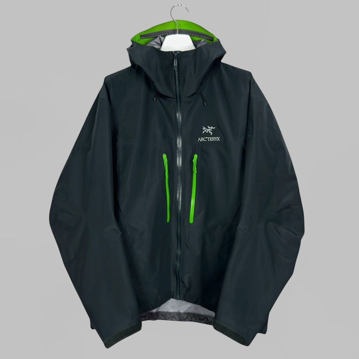 Arc'teryx ARCTERYX GREEN ALPHA SV GORE TEX PRO JACKET SIZE XL Size US XL / EU 56 / 4 - 2 Thumbnail