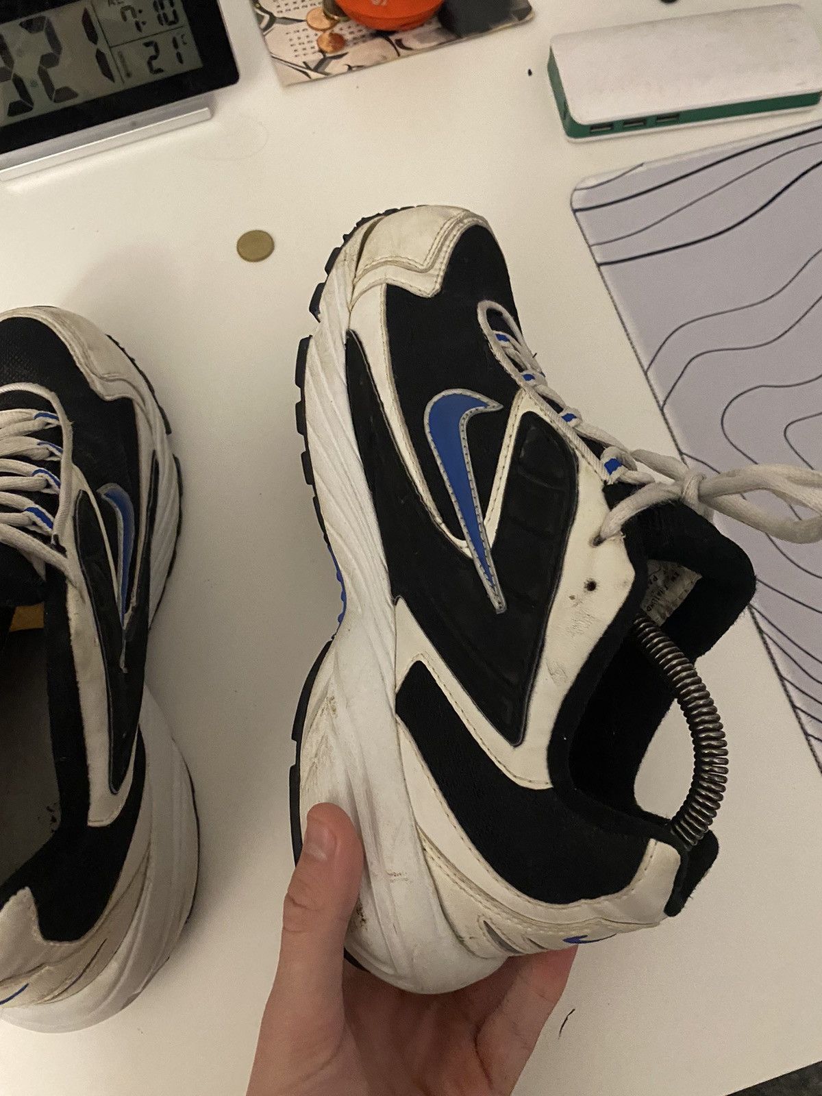 Nike × Vintage Vintage Nike Anodyne - 2000 Silver/Blue Size US 9 / EU 42 - 6 Thumbnail