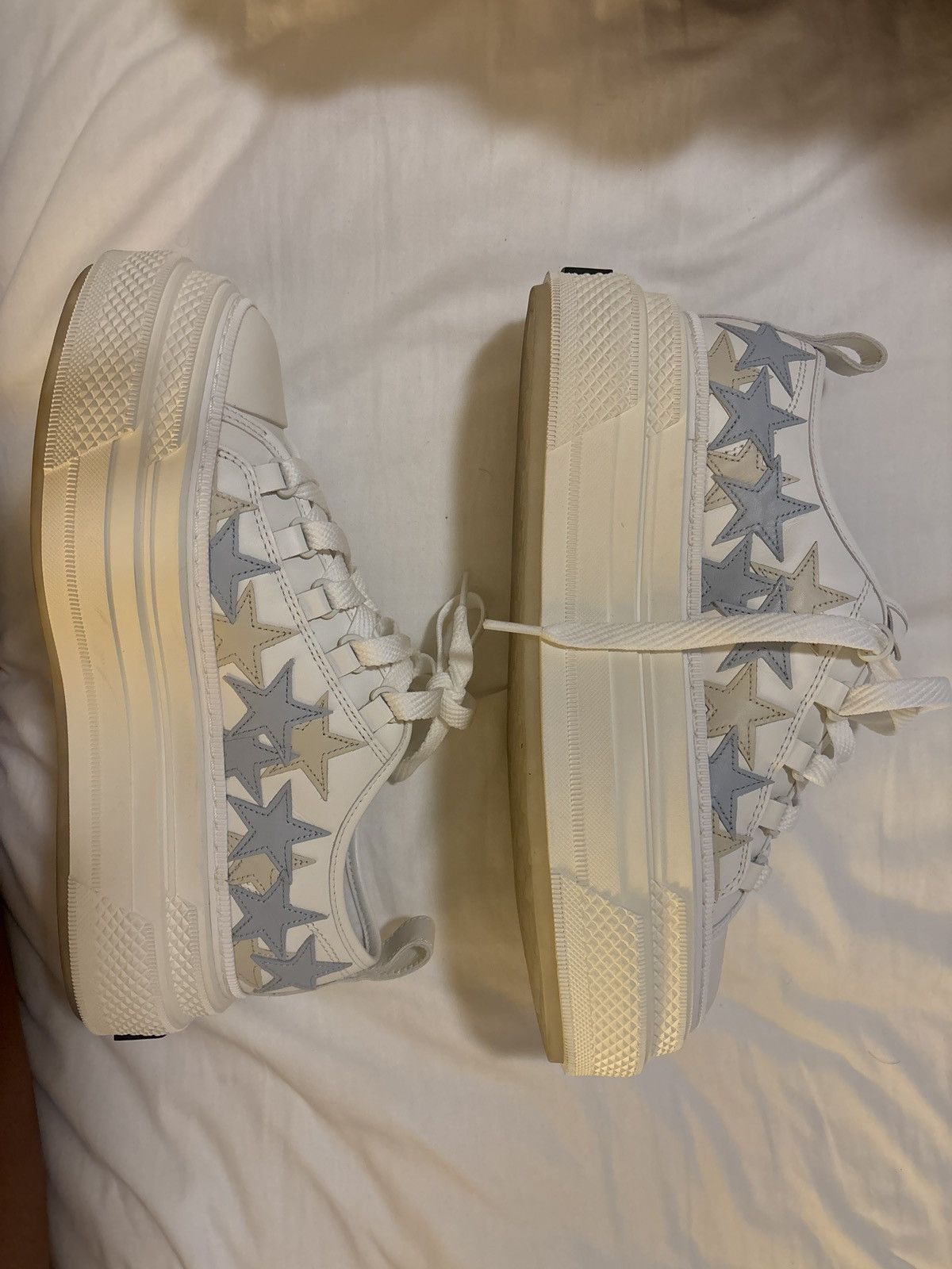 Amiri white & blue platform star court